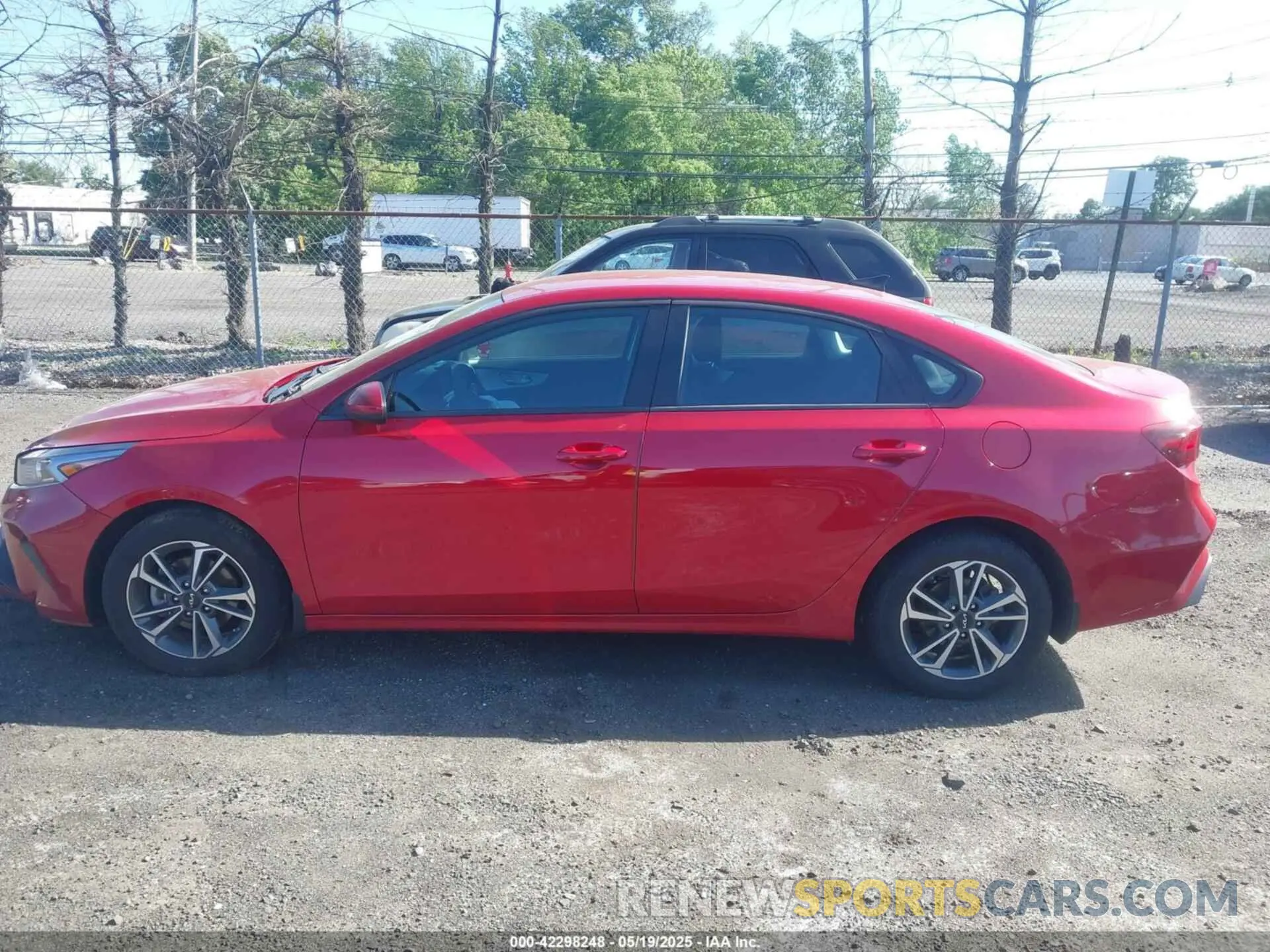 14 Photograph of a damaged car 3KPF24AD7RE753560 KIA FORTE 2024
