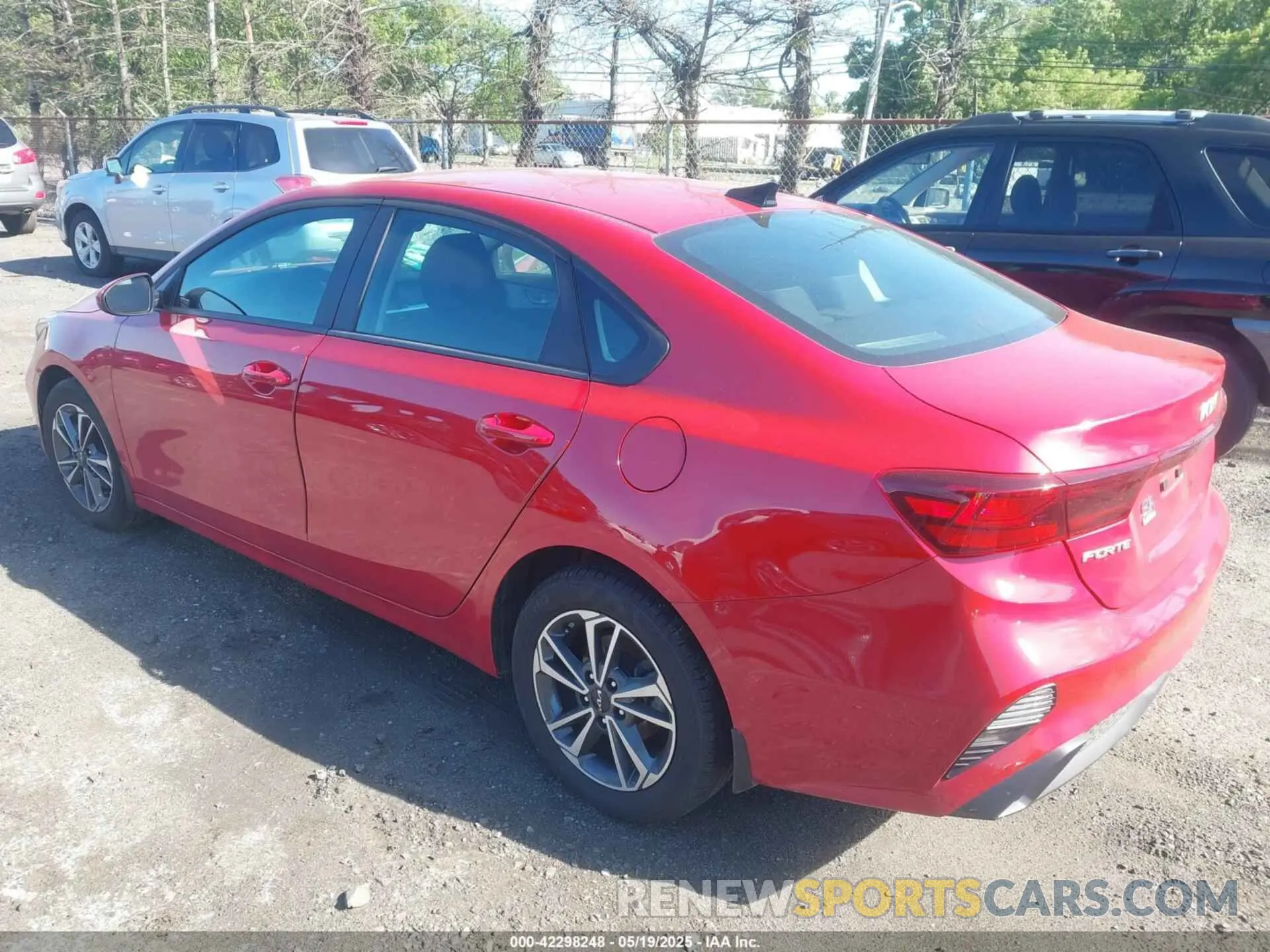 3 Photograph of a damaged car 3KPF24AD7RE753560 KIA FORTE 2024