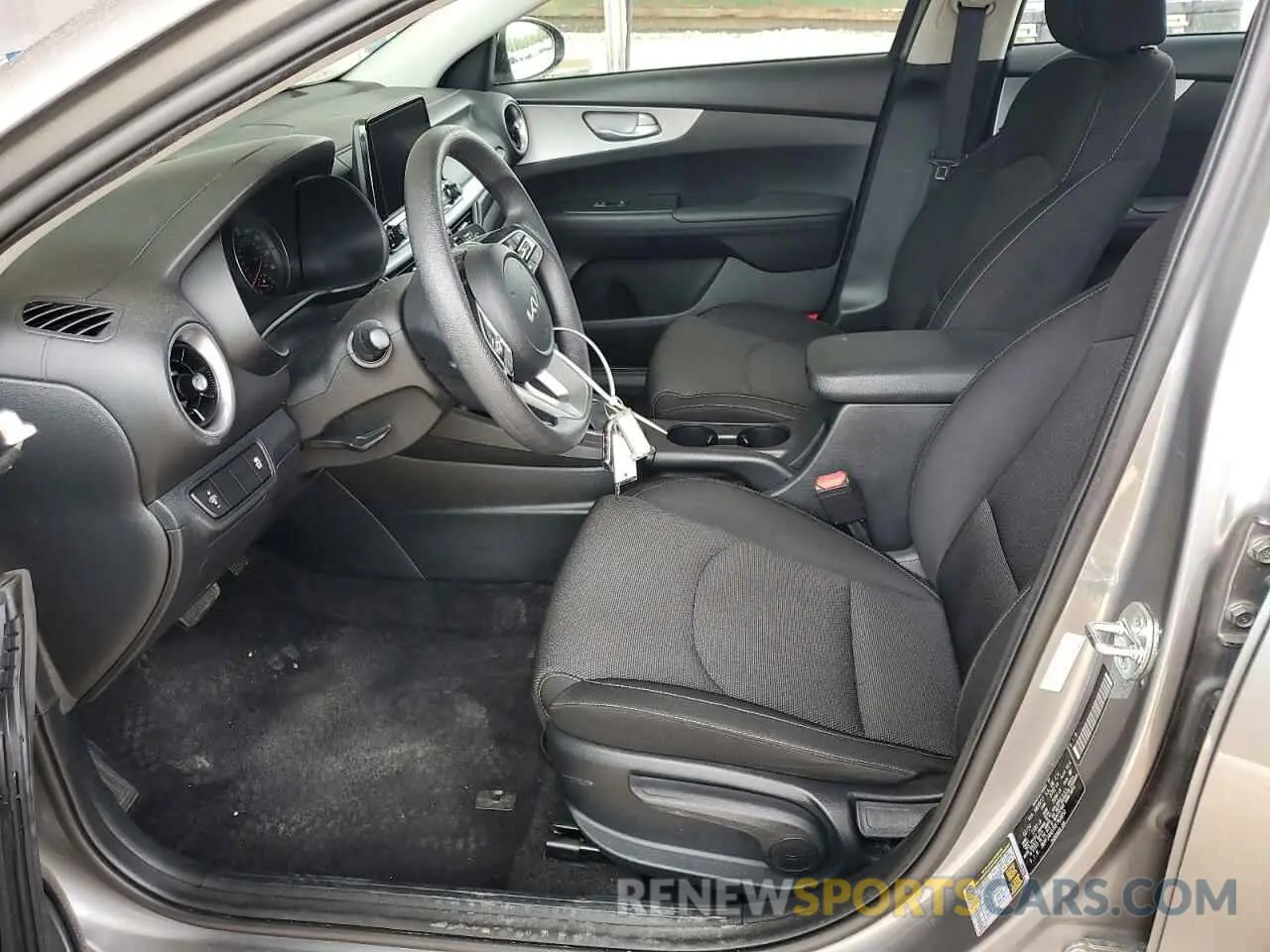 7 Photograph of a damaged car 3KPF24AD7RE760850 KIA FORTE 2024