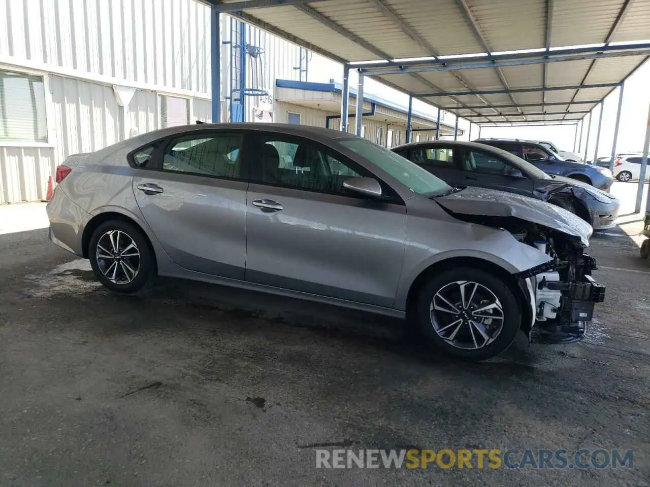 4 Photograph of a damaged car 3KPF24AD7RE763909 KIA FORTE 2024