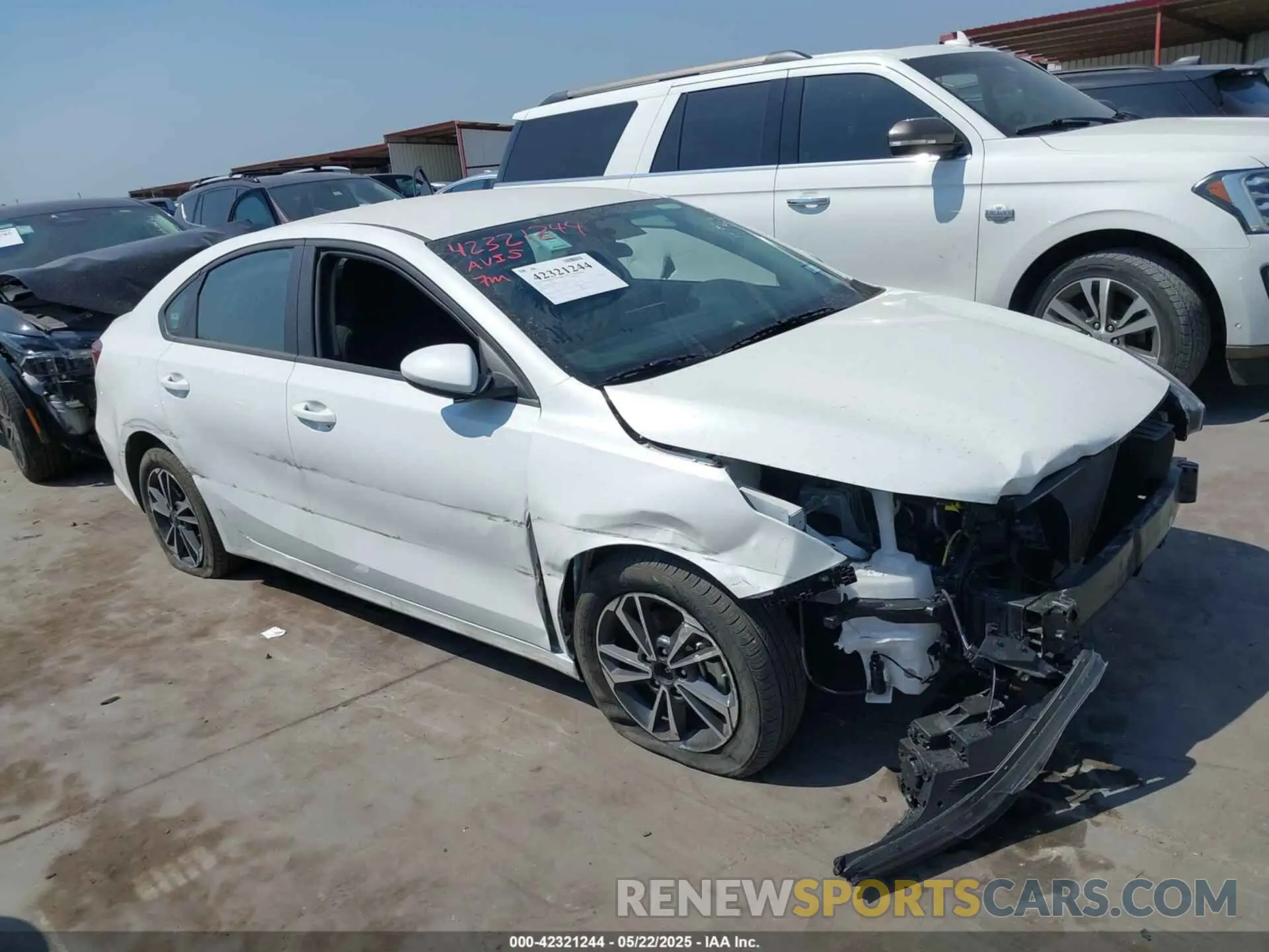 1 Photograph of a damaged car 3KPF24AD7RE765000 KIA FORTE 2024