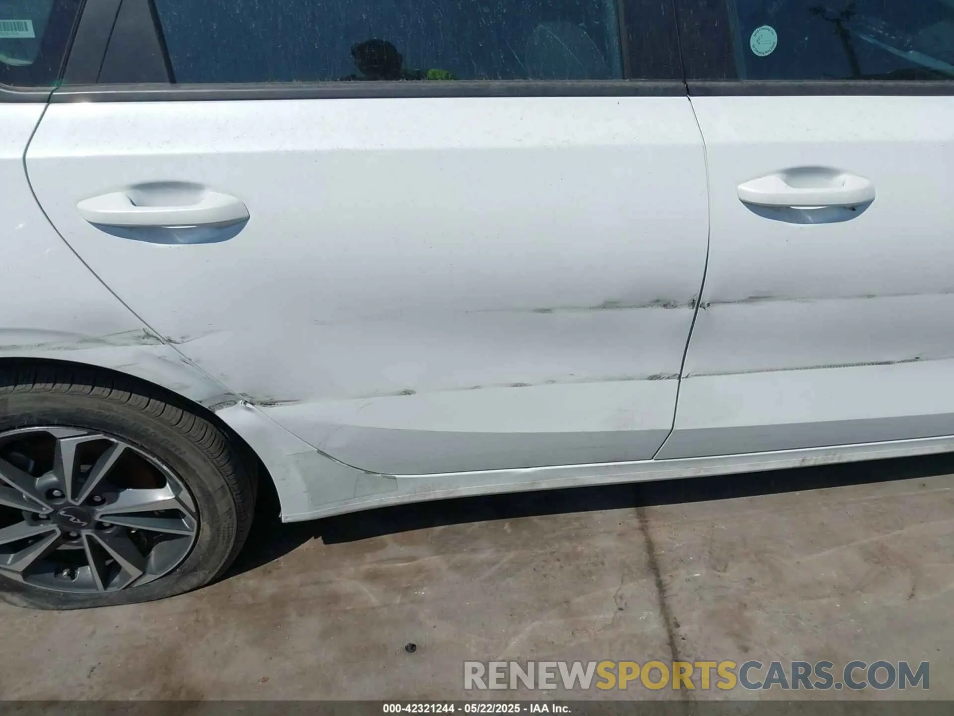 19 Photograph of a damaged car 3KPF24AD7RE765000 KIA FORTE 2024