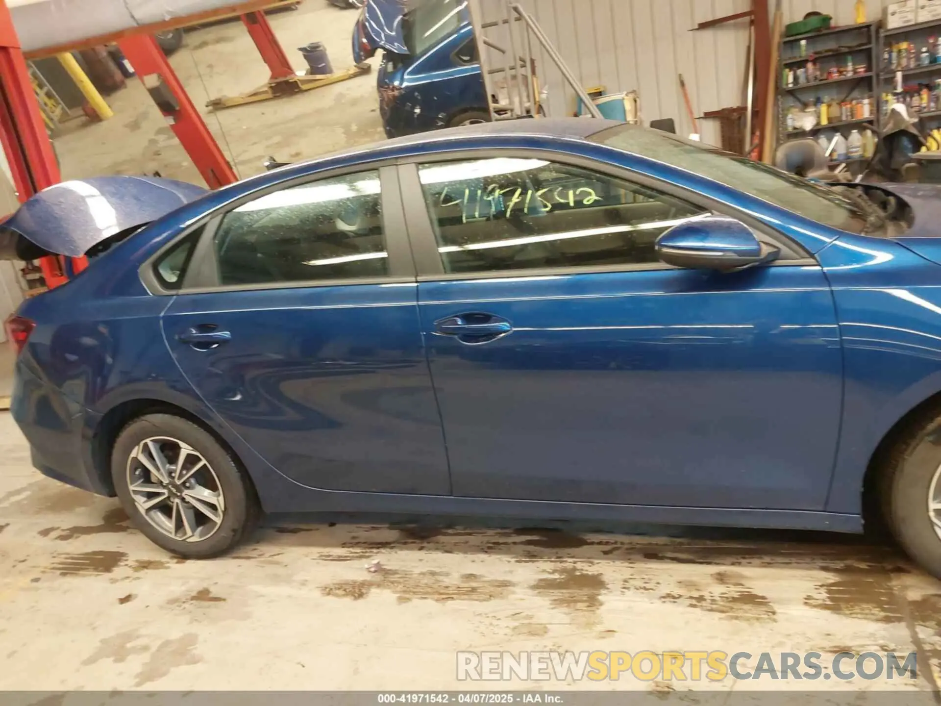 13 Photograph of a damaged car 3KPF24AD7RE765384 KIA FORTE 2024