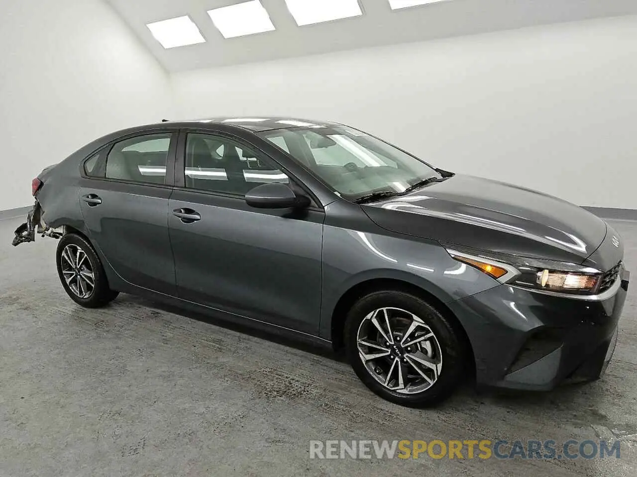 4 Photograph of a damaged car 3KPF24AD7RE767653 KIA FORTE 2024