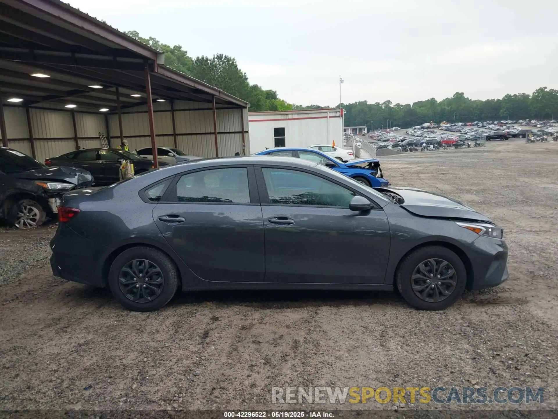 13 Photograph of a damaged car 3KPF24AD7RE784694 KIA FORTE 2024
