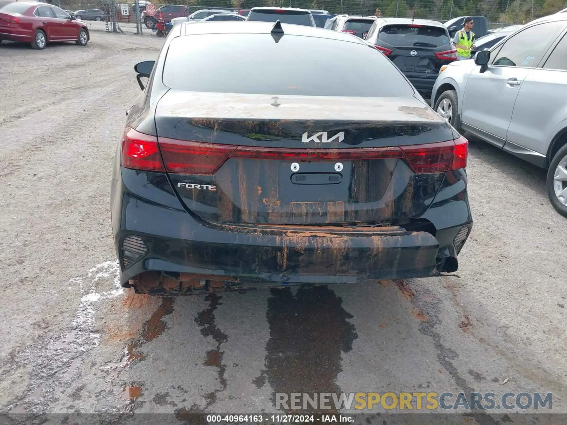 16 Photograph of a damaged car 3KPF24AD7RE819587 KIA FORTE 2024