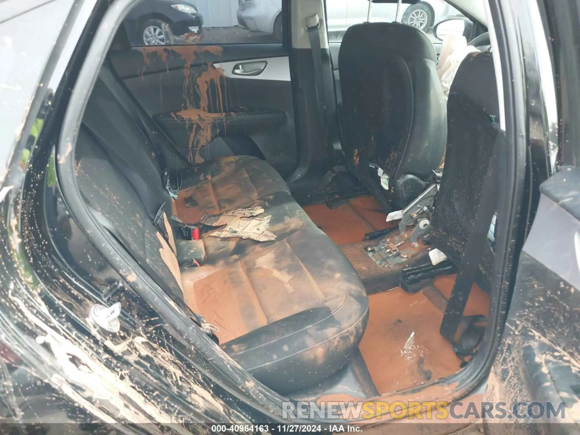 8 Photograph of a damaged car 3KPF24AD7RE819587 KIA FORTE 2024