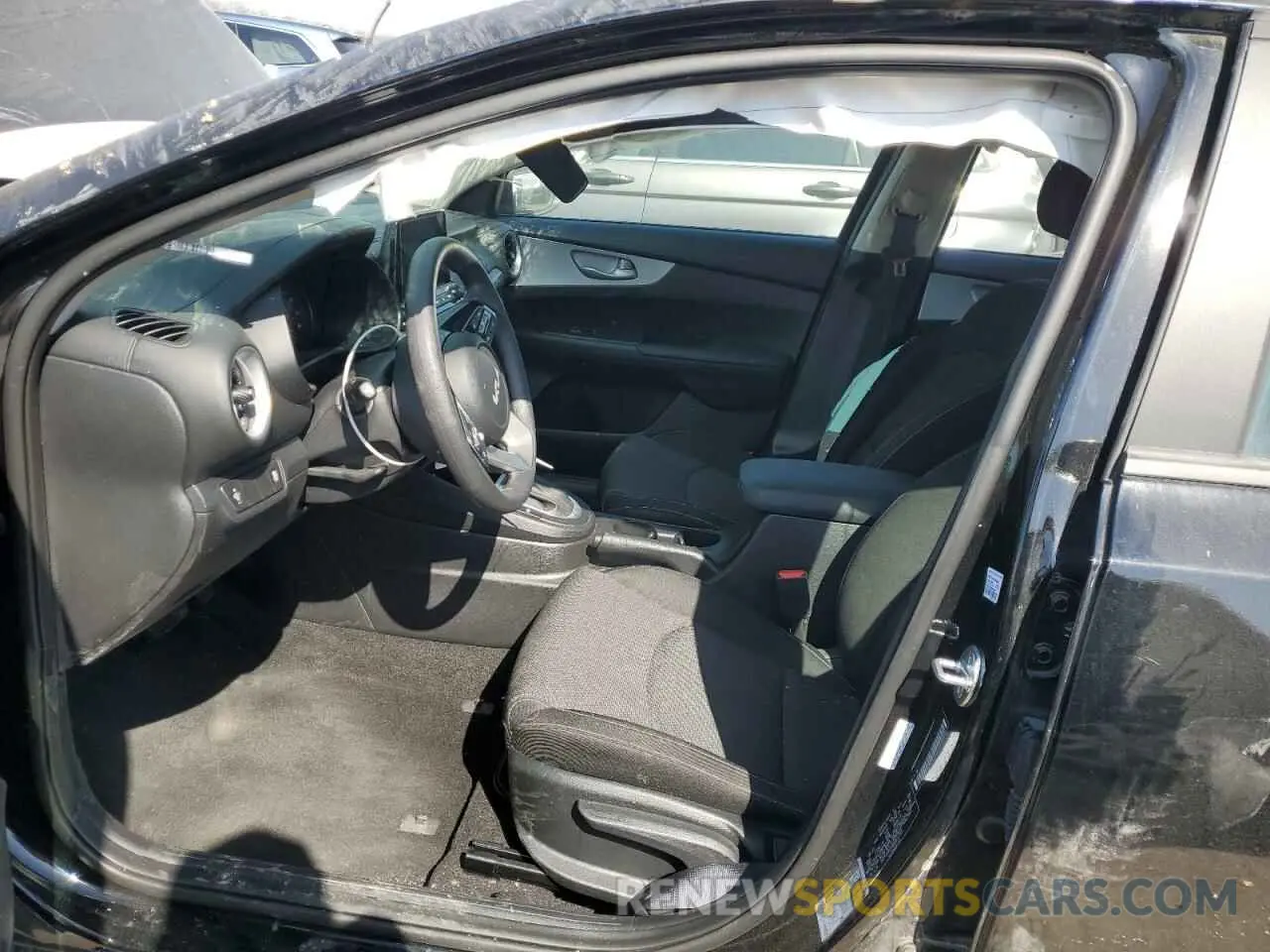 7 Photograph of a damaged car 3KPF24AD7RE824725 KIA FORTE 2024