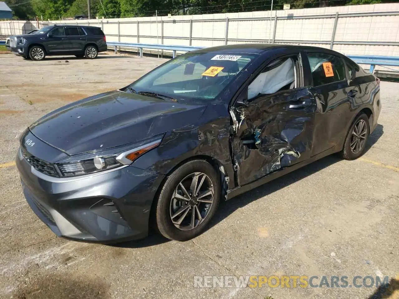 1 Photograph of a damaged car 3KPF24AD7RE826118 KIA FORTE 2024