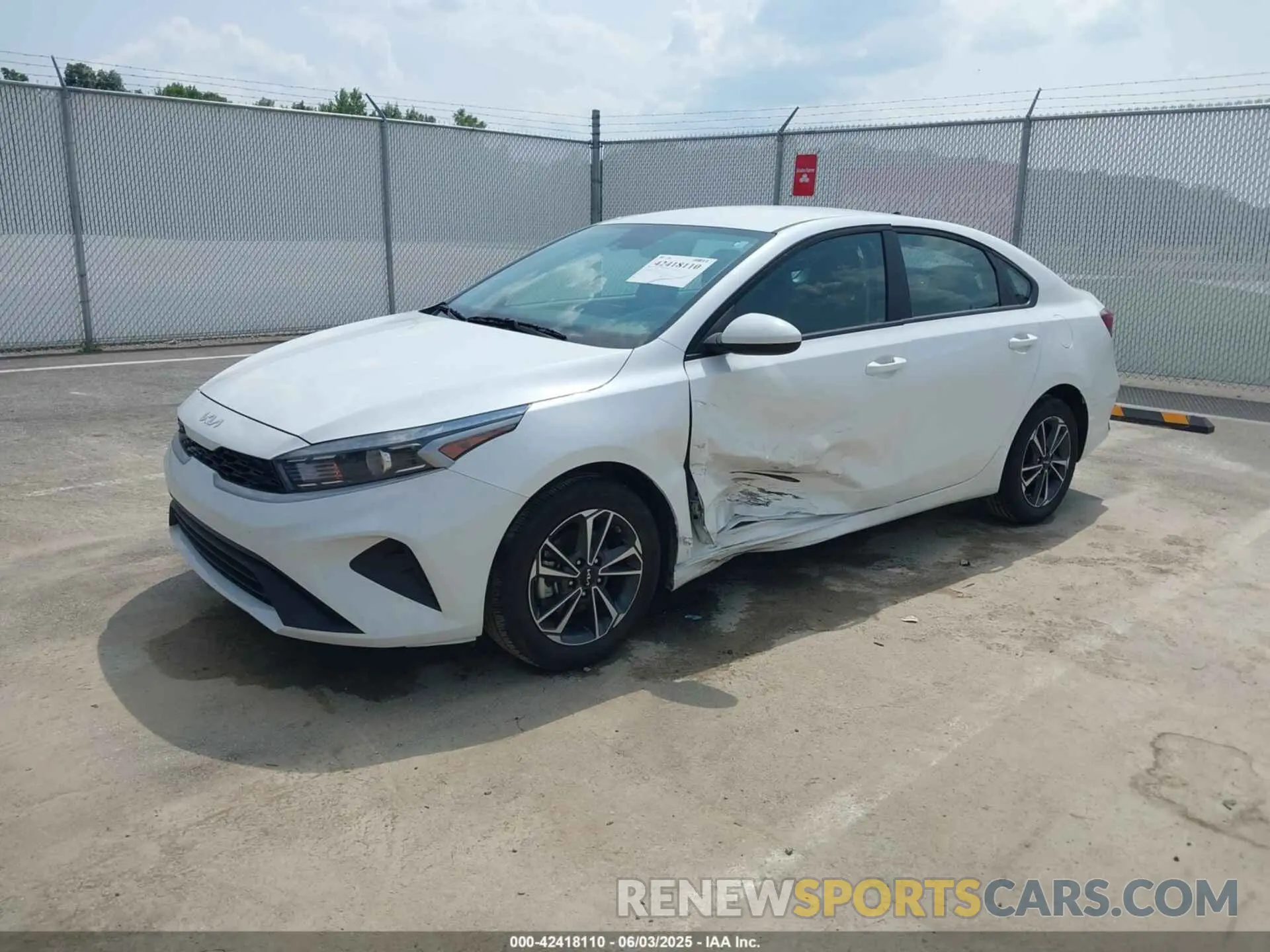 2 Photograph of a damaged car 3KPF24AD7RE826183 KIA FORTE 2024
