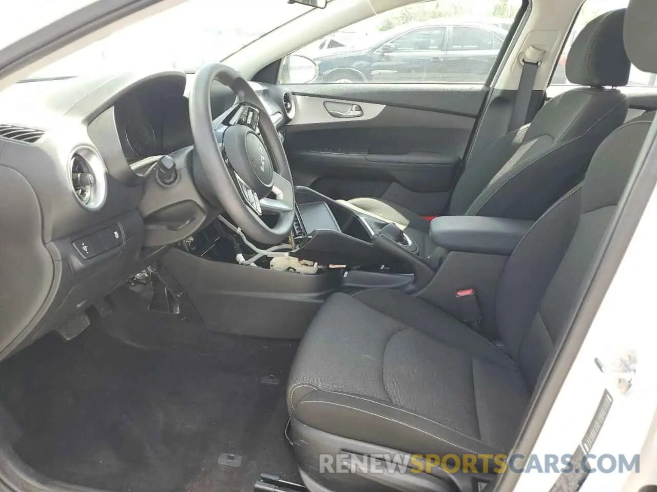 7 Photograph of a damaged car 3KPF24AD7RE827656 KIA FORTE 2024