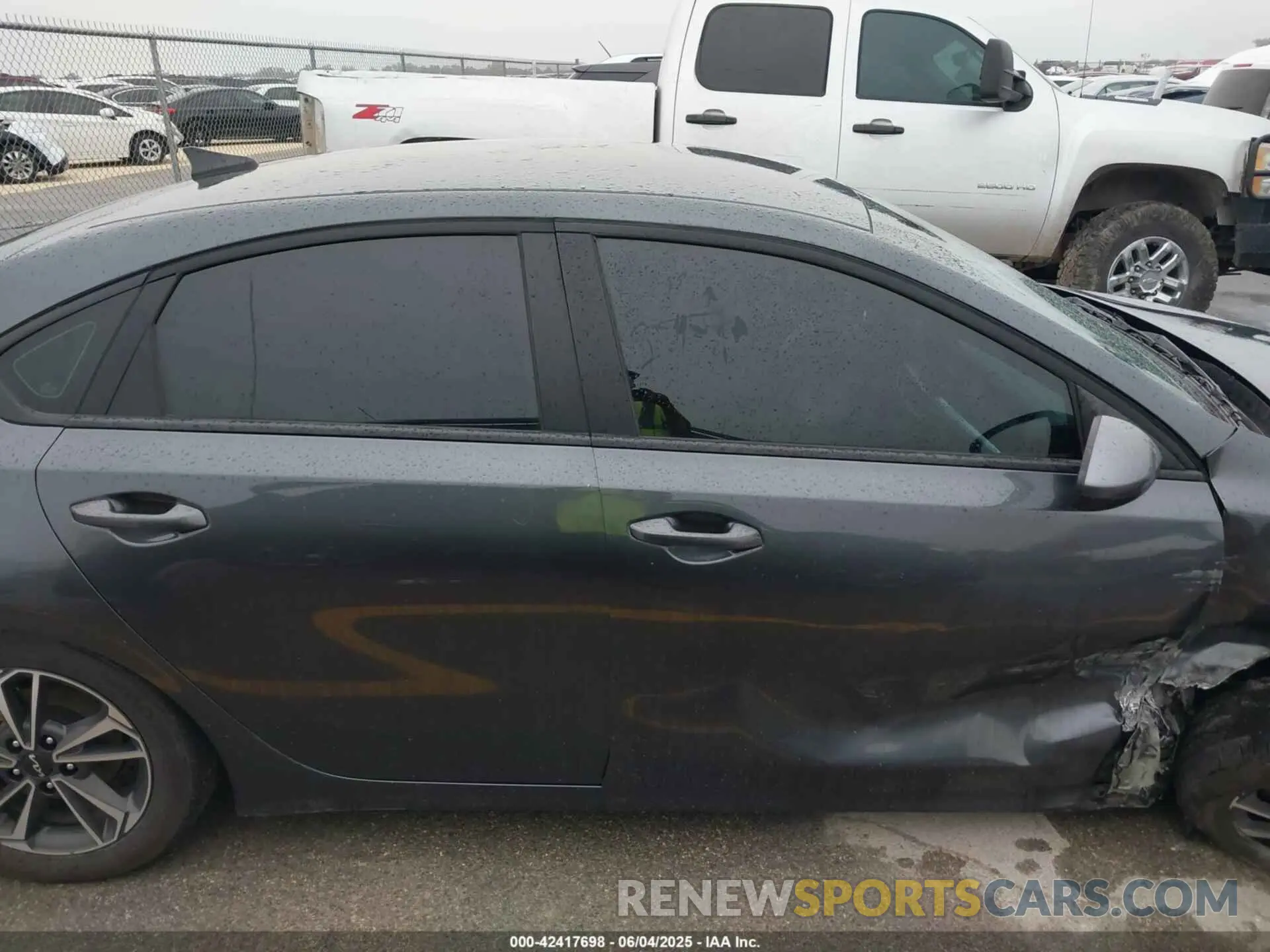 13 Photograph of a damaged car 3KPF24AD7RE841251 KIA FORTE 2024