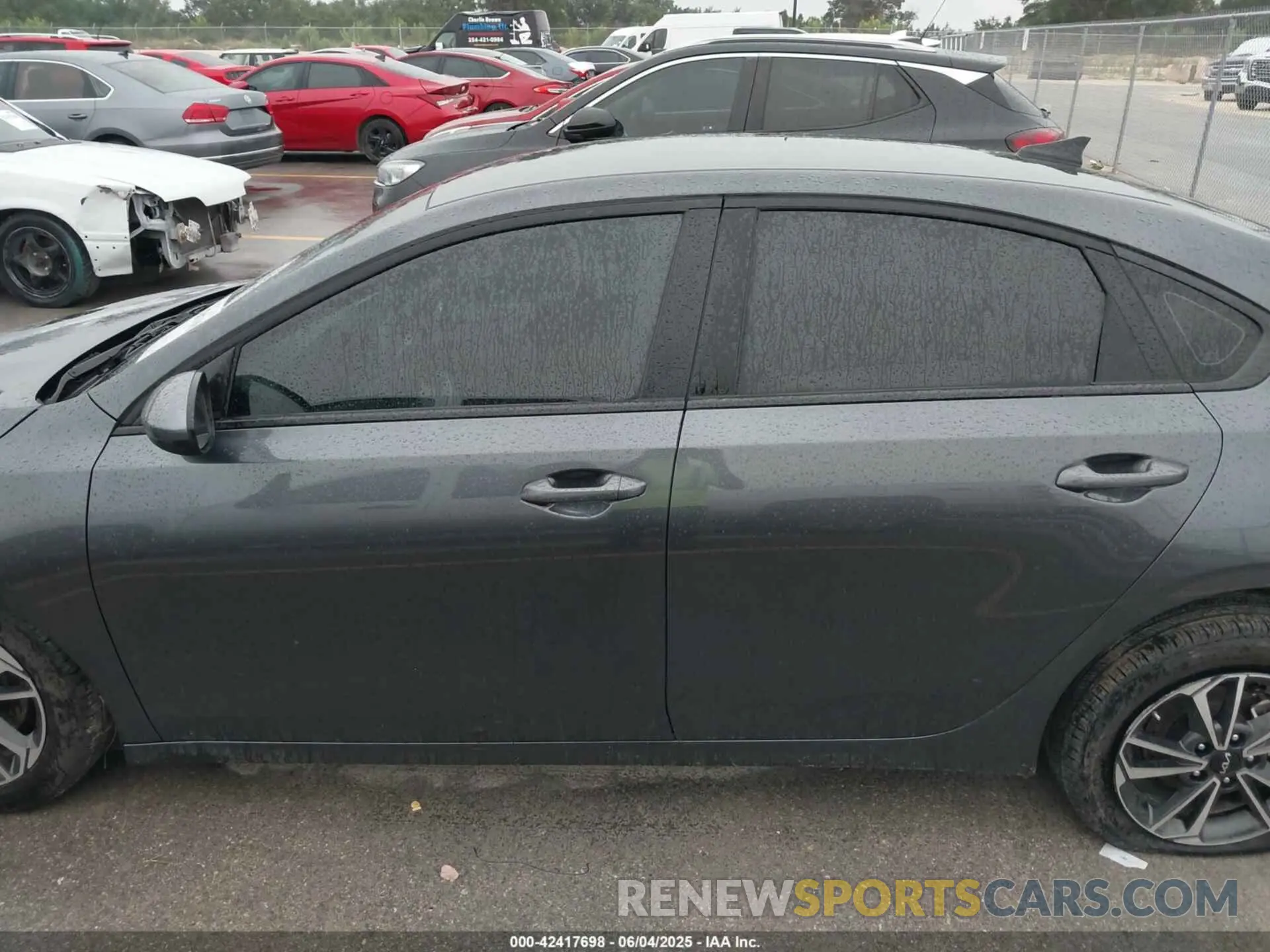 14 Photograph of a damaged car 3KPF24AD7RE841251 KIA FORTE 2024