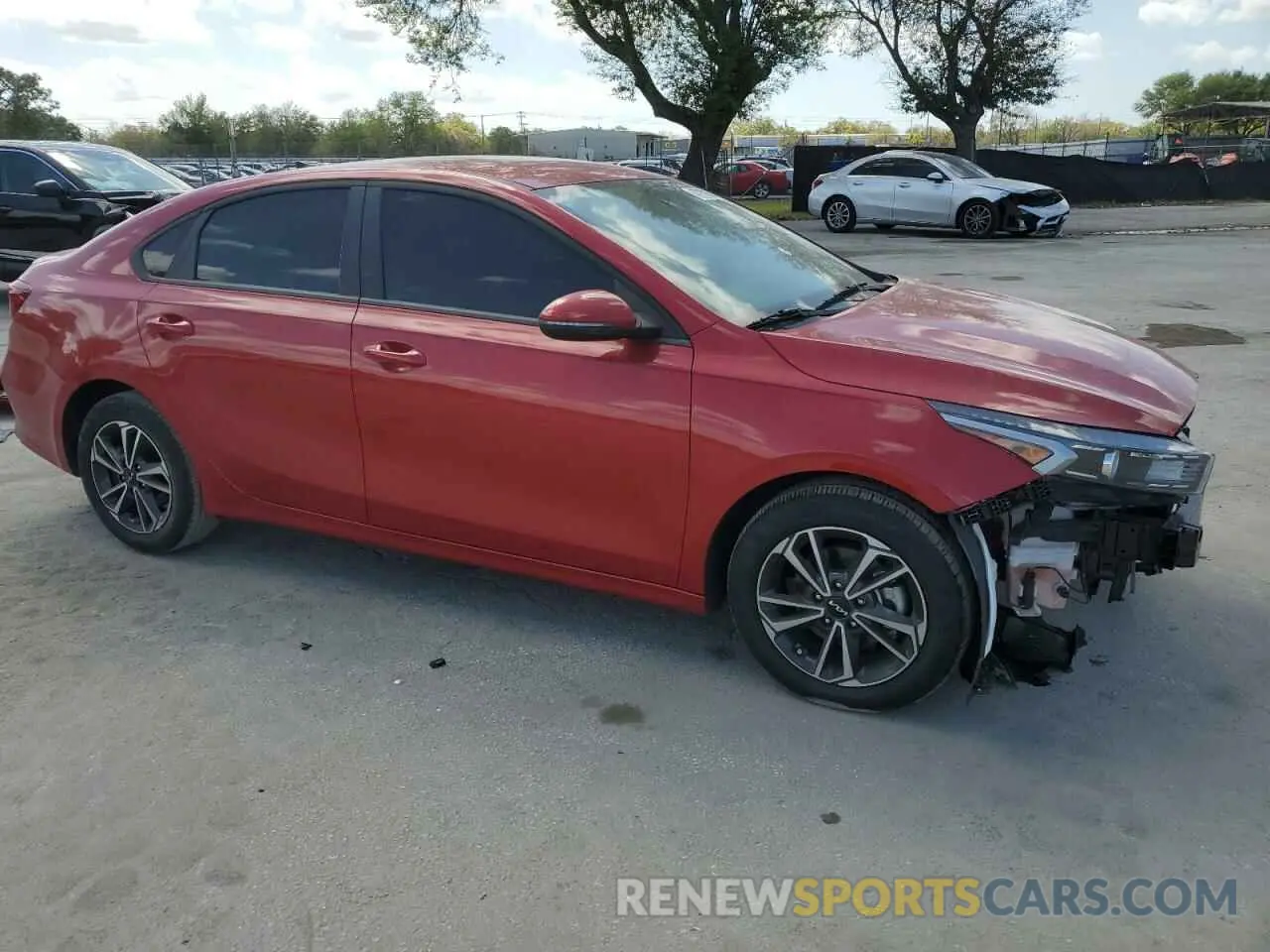 4 Photograph of a damaged car 3KPF24AD8RE705713 KIA FORTE 2024
