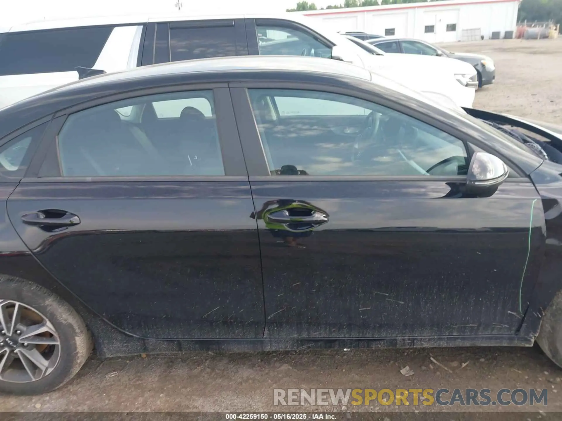 14 Photograph of a damaged car 3KPF24AD8RE714332 KIA FORTE 2024