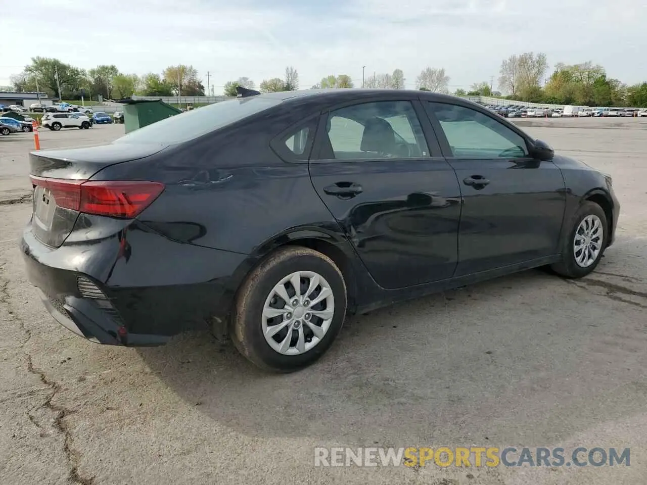 3 Photograph of a damaged car 3KPF24AD8RE752983 KIA FORTE 2024