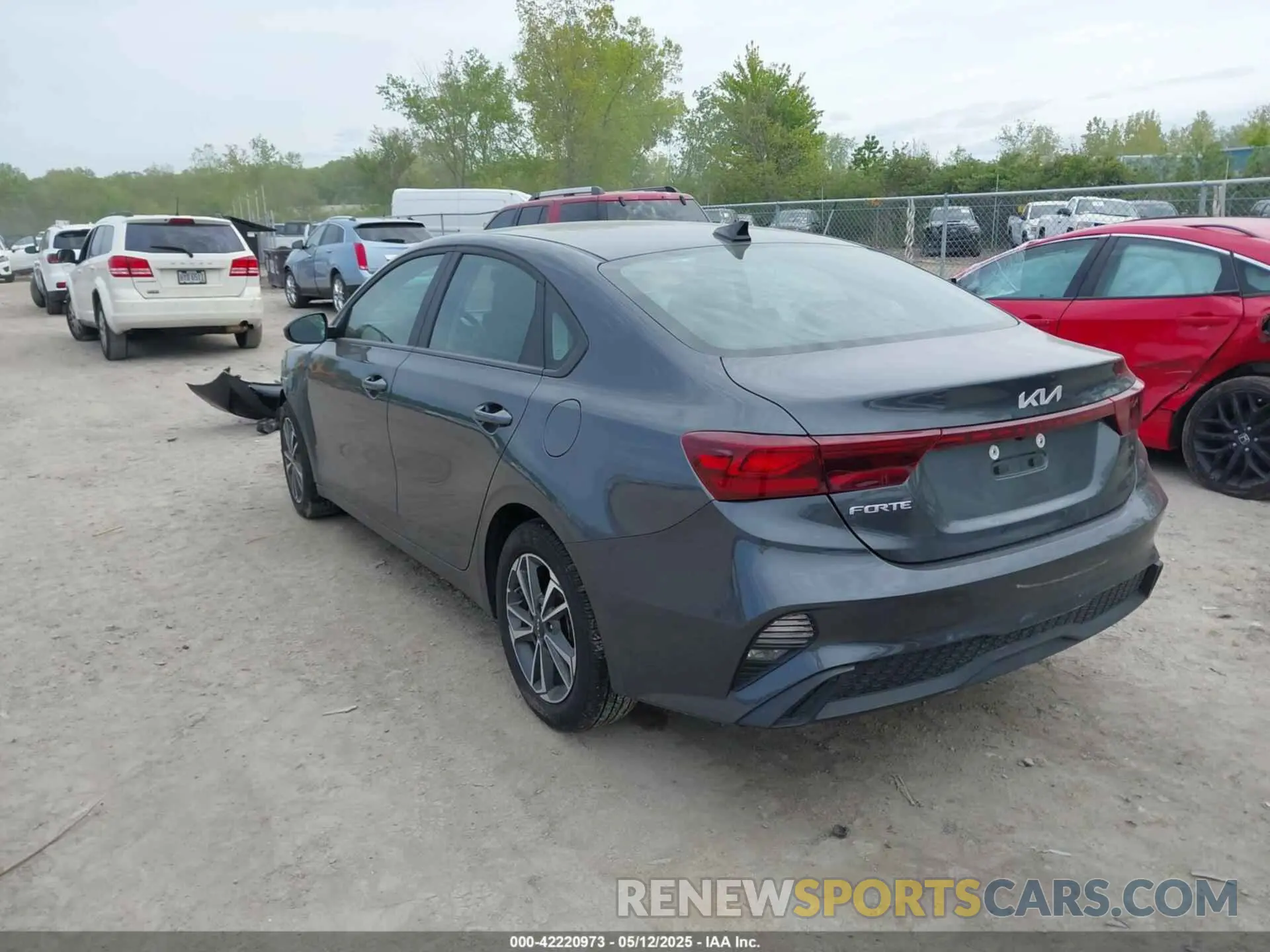 3 Photograph of a damaged car 3KPF24AD8RE754569 KIA FORTE 2024