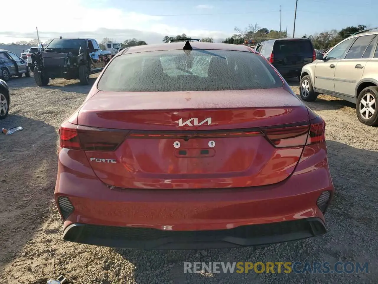 6 Photograph of a damaged car 3KPF24AD8RE779228 KIA FORTE 2024