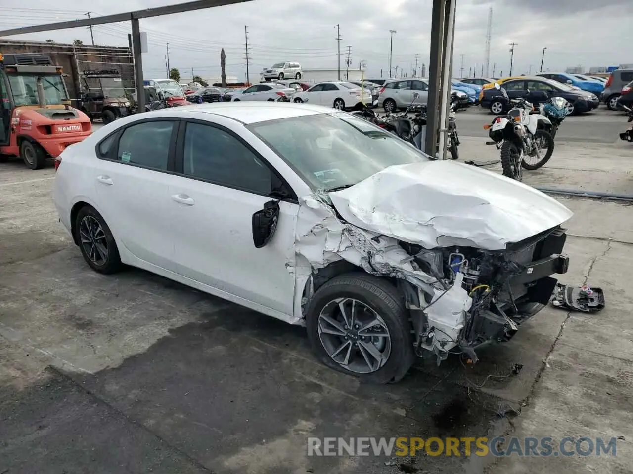 4 Photograph of a damaged car 3KPF24AD8RE785529 KIA FORTE 2024