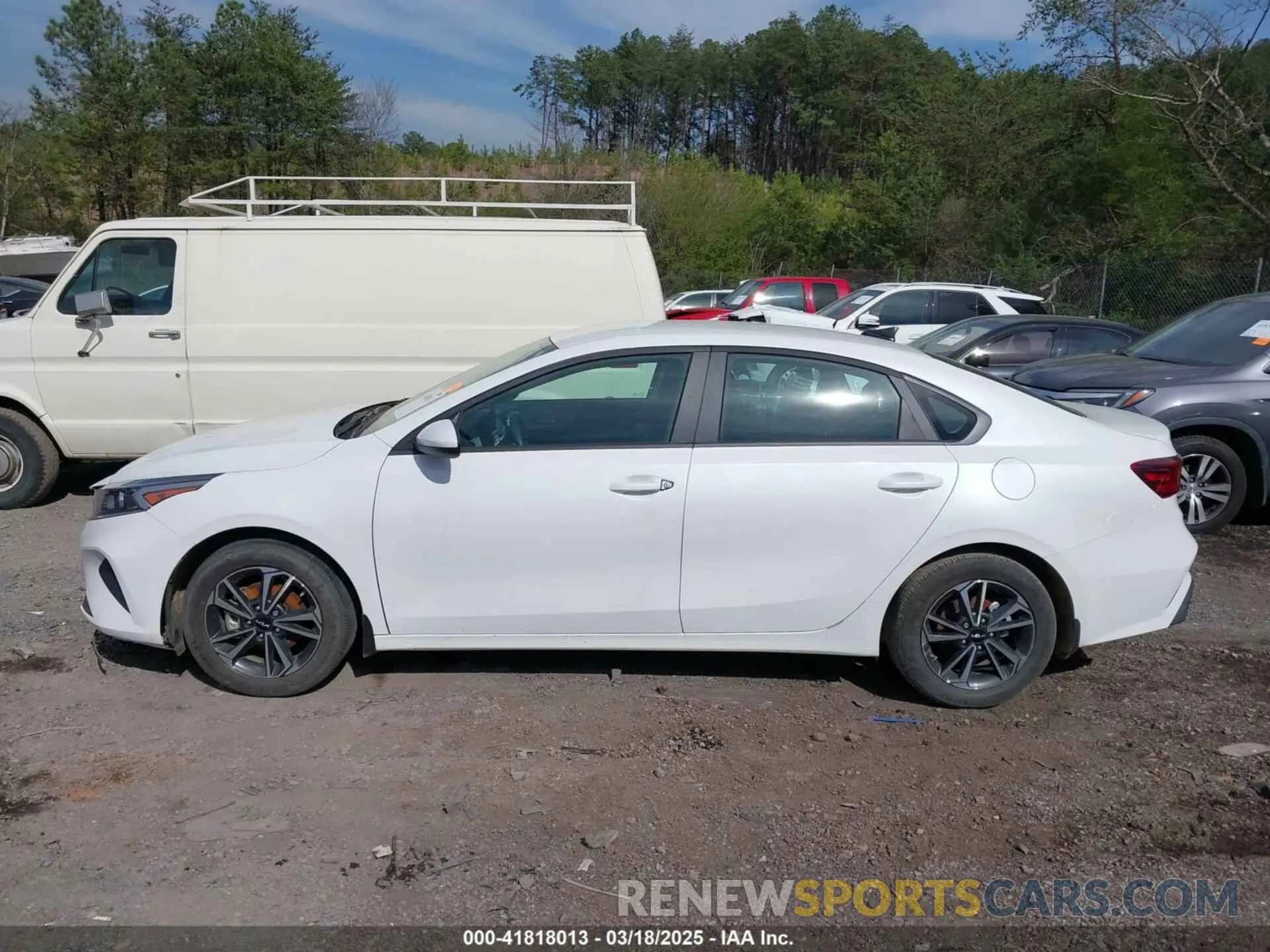 14 Photograph of a damaged car 3KPF24AD8RE791010 KIA FORTE 2024
