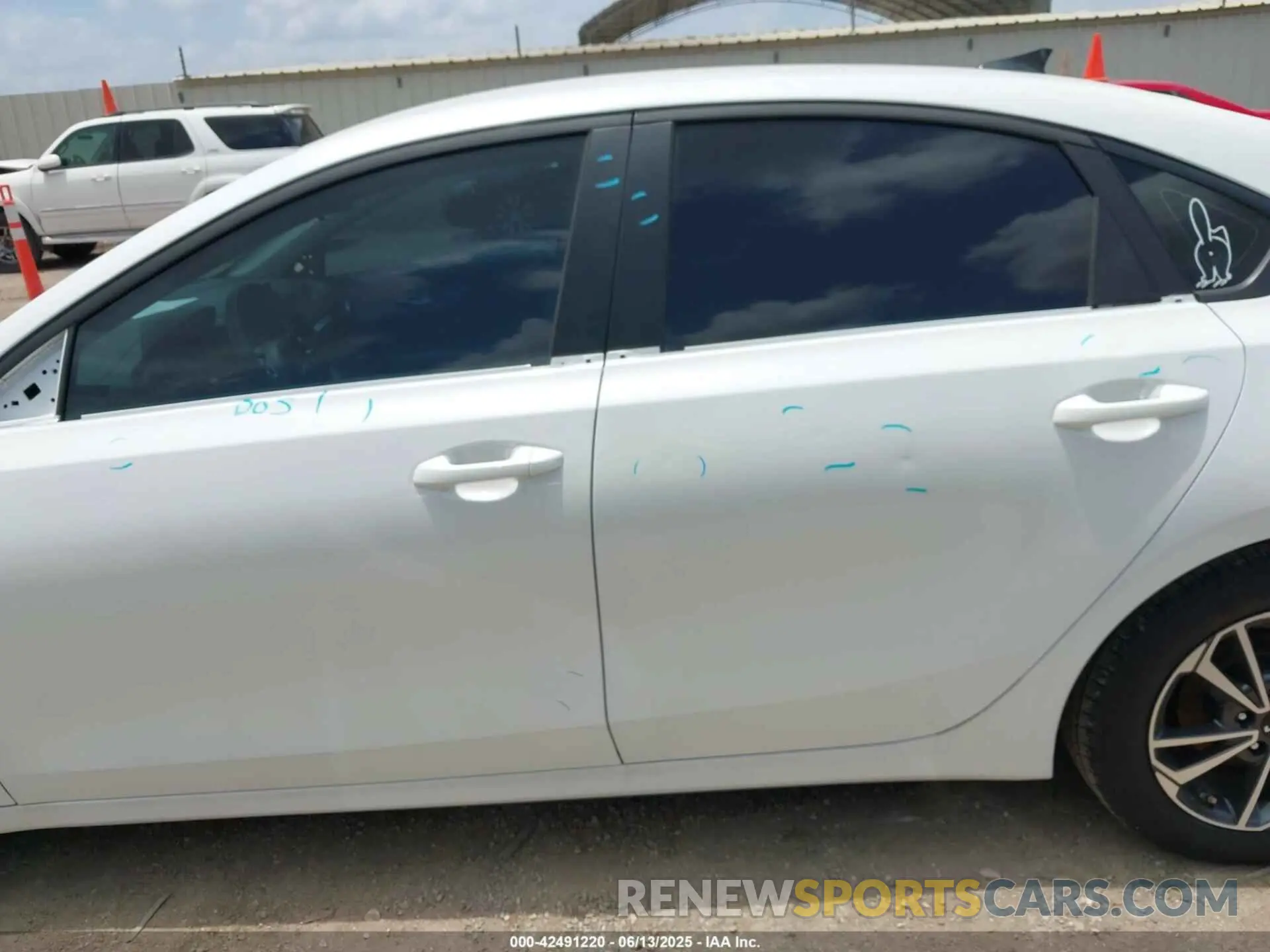 14 Photograph of a damaged car 3KPF24AD8RE816505 KIA FORTE 2024