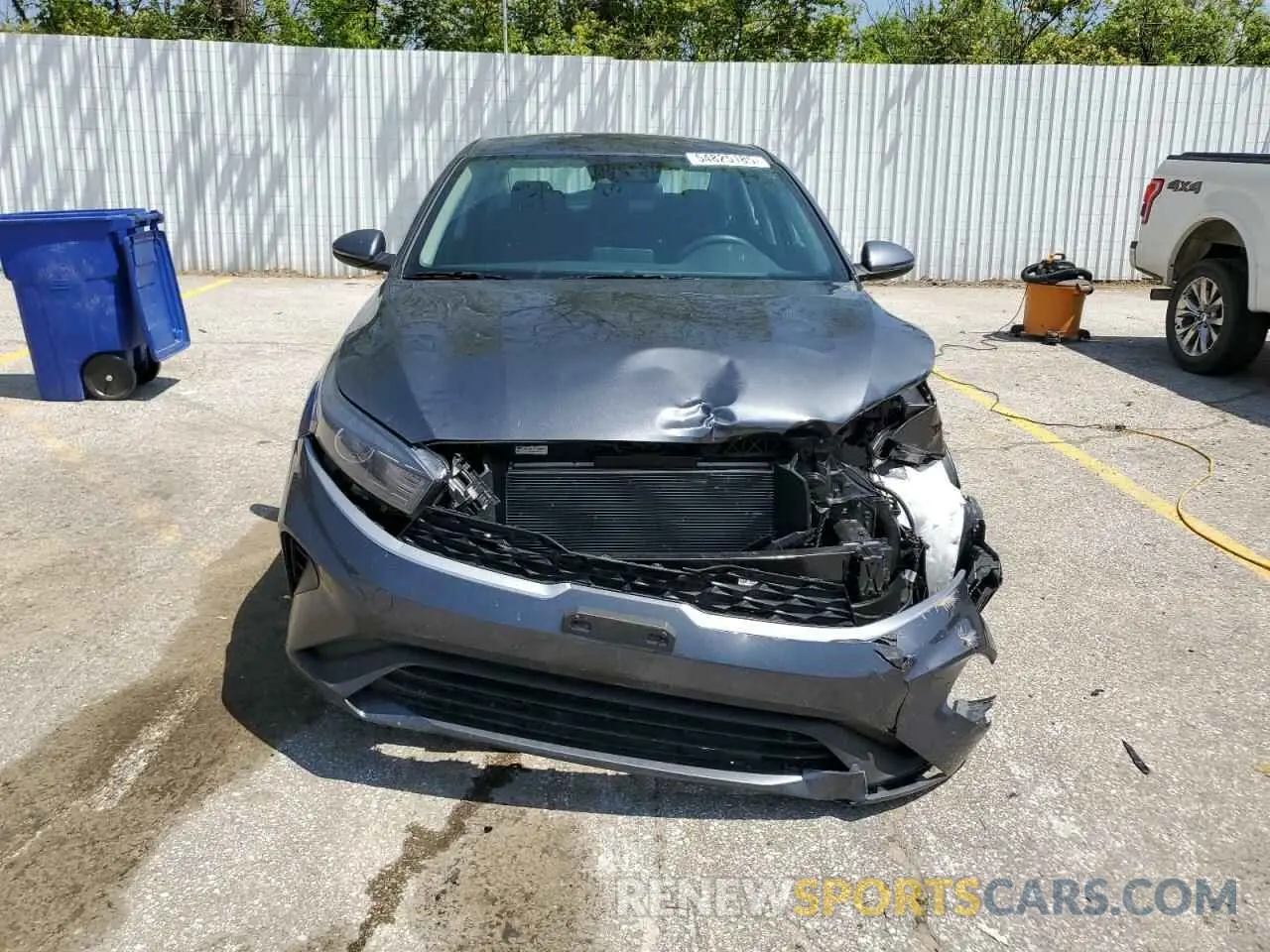 5 Photograph of a damaged car 3KPF24AD8RE823938 KIA FORTE 2024