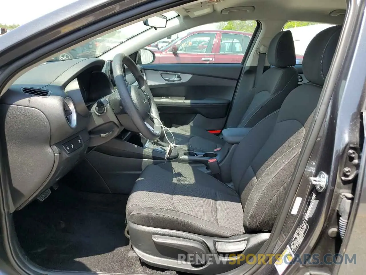 7 Photograph of a damaged car 3KPF24AD8RE823938 KIA FORTE 2024
