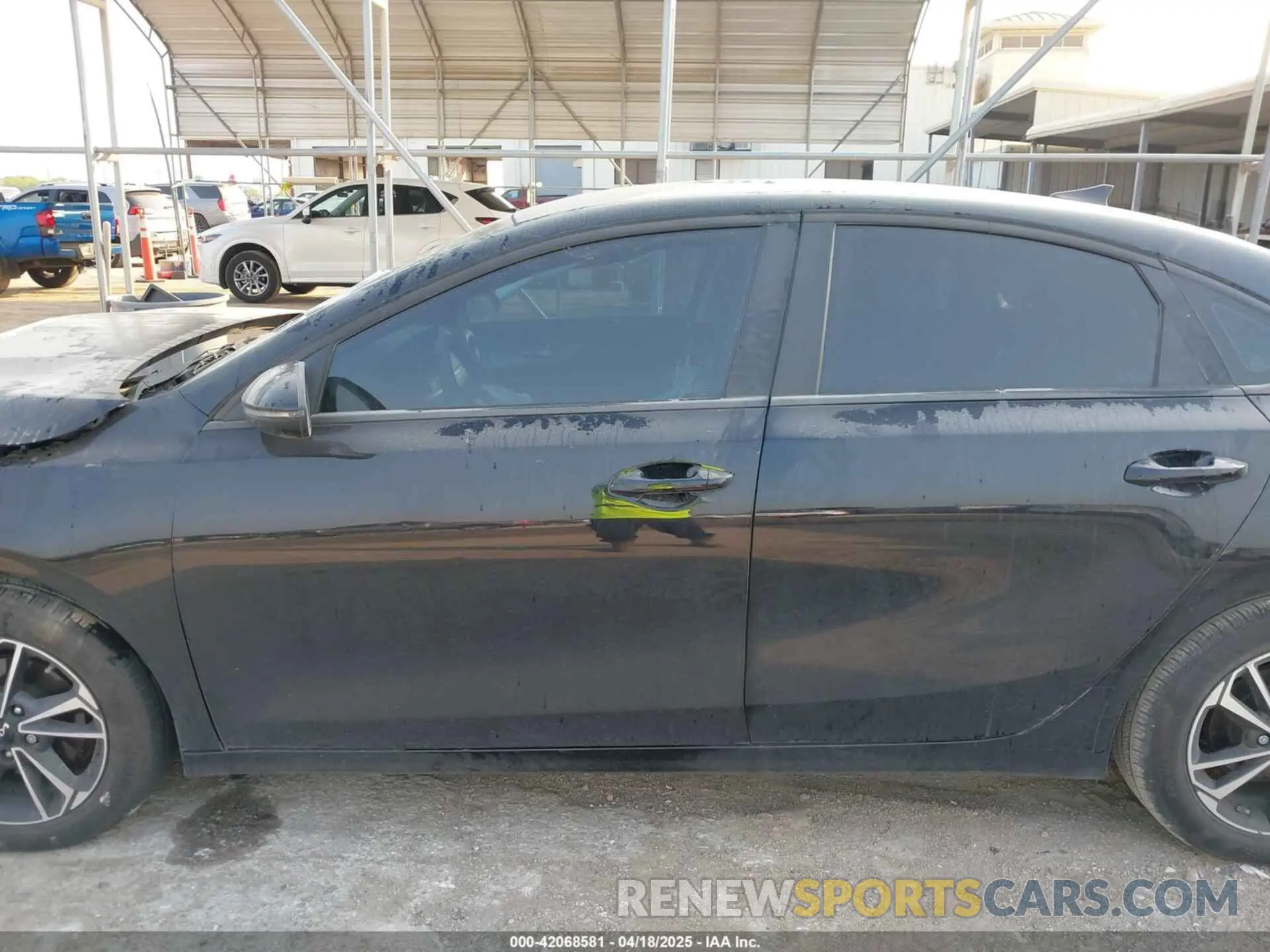 15 Photograph of a damaged car 3KPF24AD8RE824815 KIA FORTE 2024