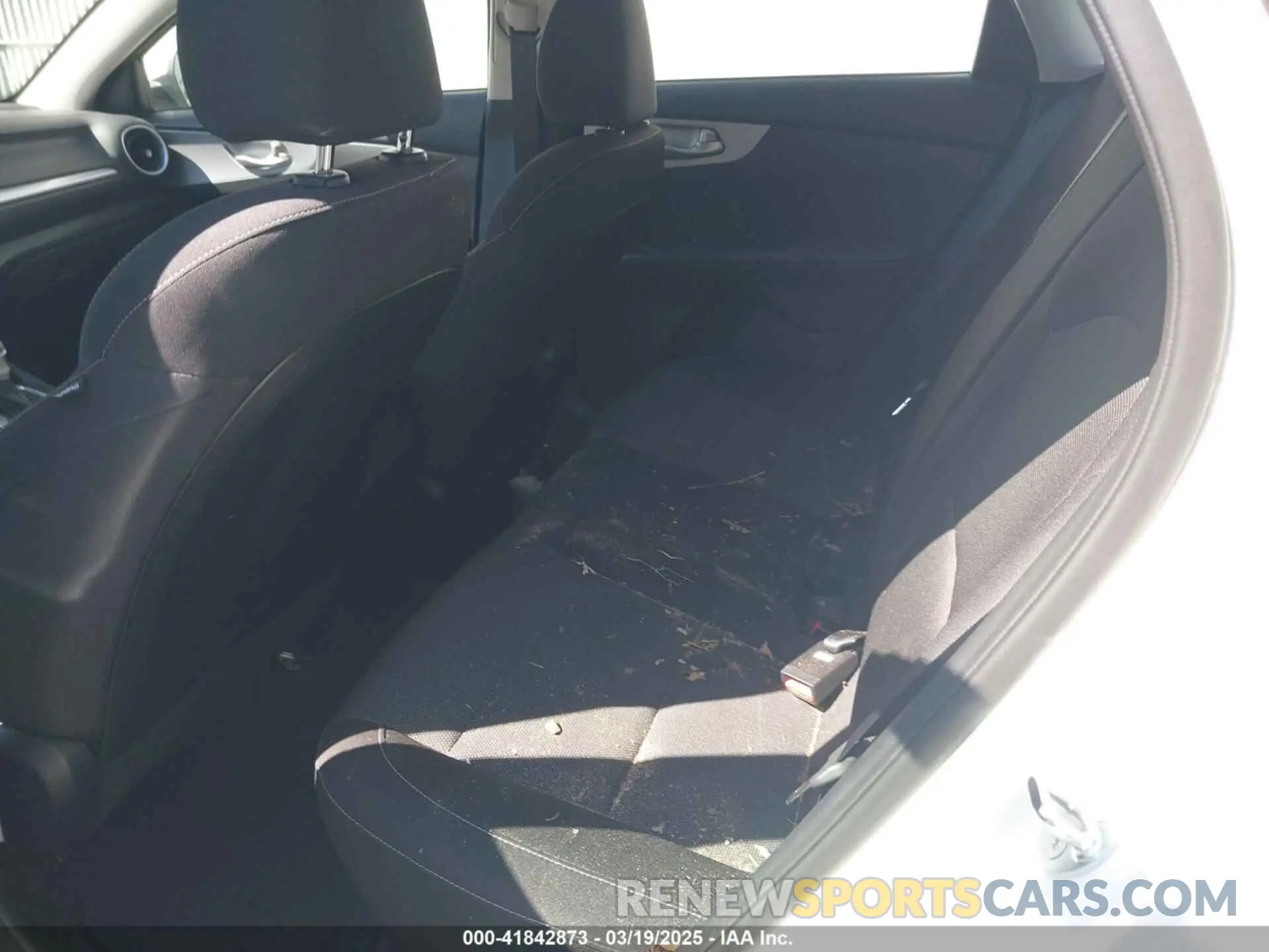8 Photograph of a damaged car 3KPF24AD8RE828993 KIA FORTE 2024