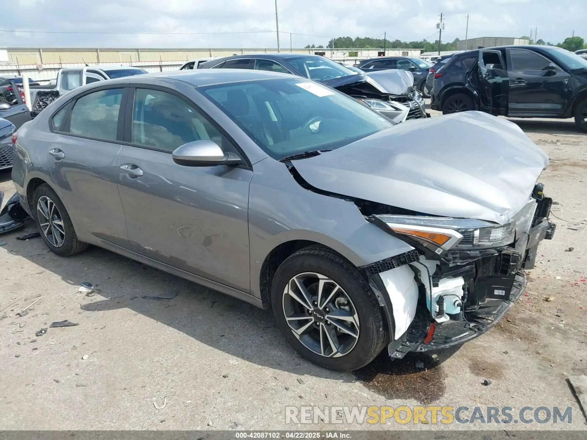 1 Photograph of a damaged car 3KPF24AD8RE837693 KIA FORTE 2024