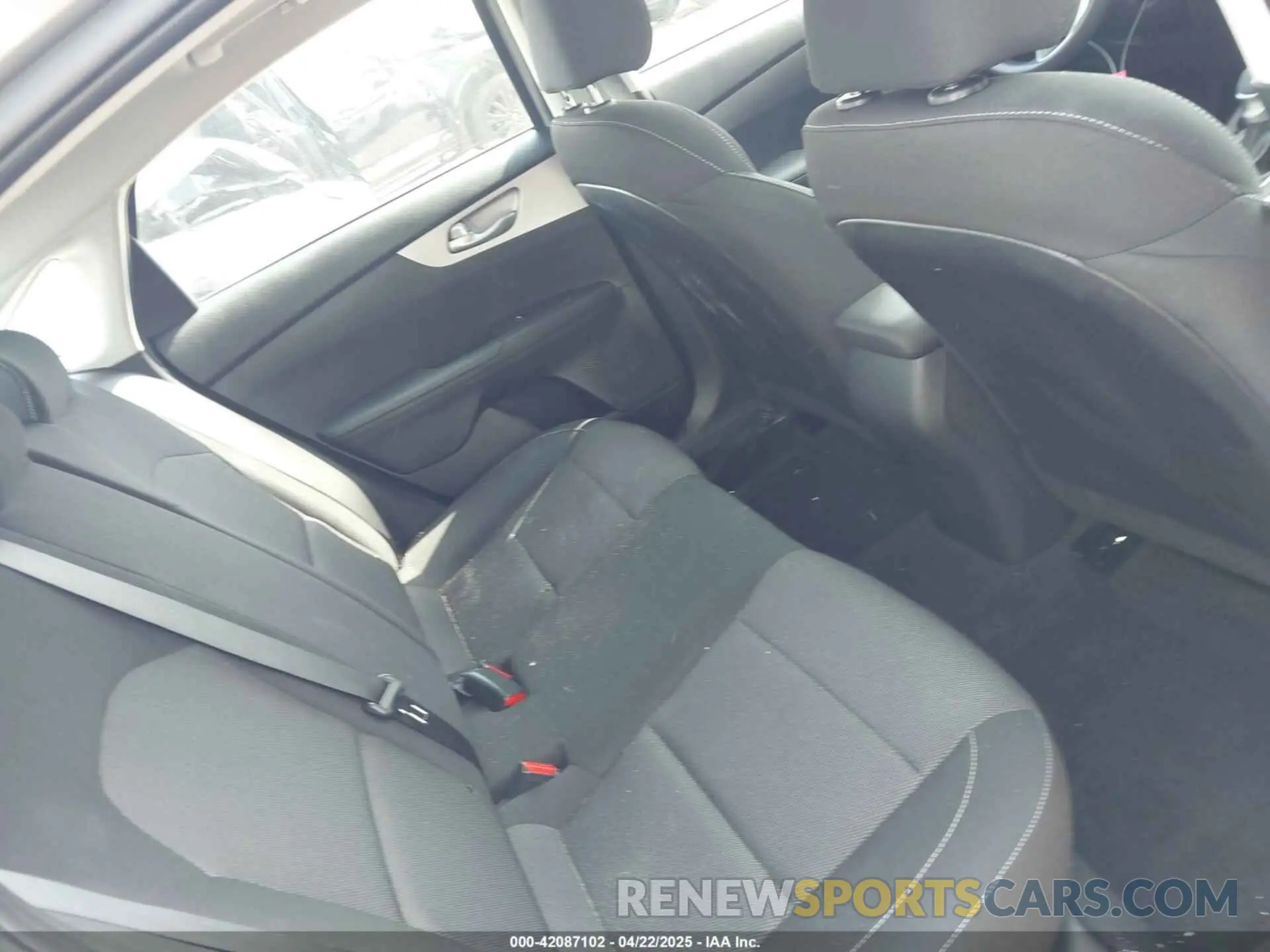 8 Photograph of a damaged car 3KPF24AD8RE837693 KIA FORTE 2024