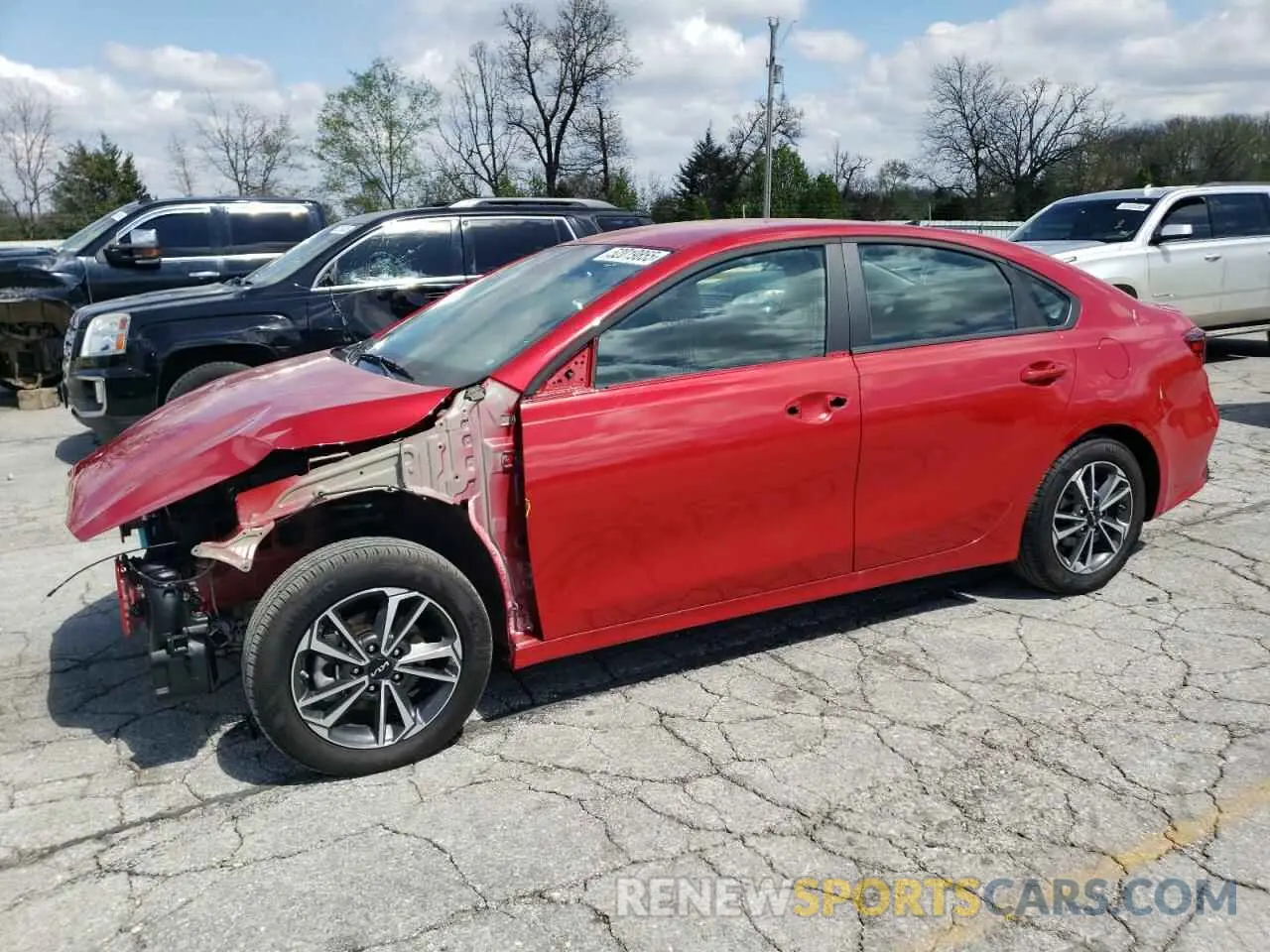 1 Photograph of a damaged car 3KPF24AD8RE838312 KIA FORTE 2024