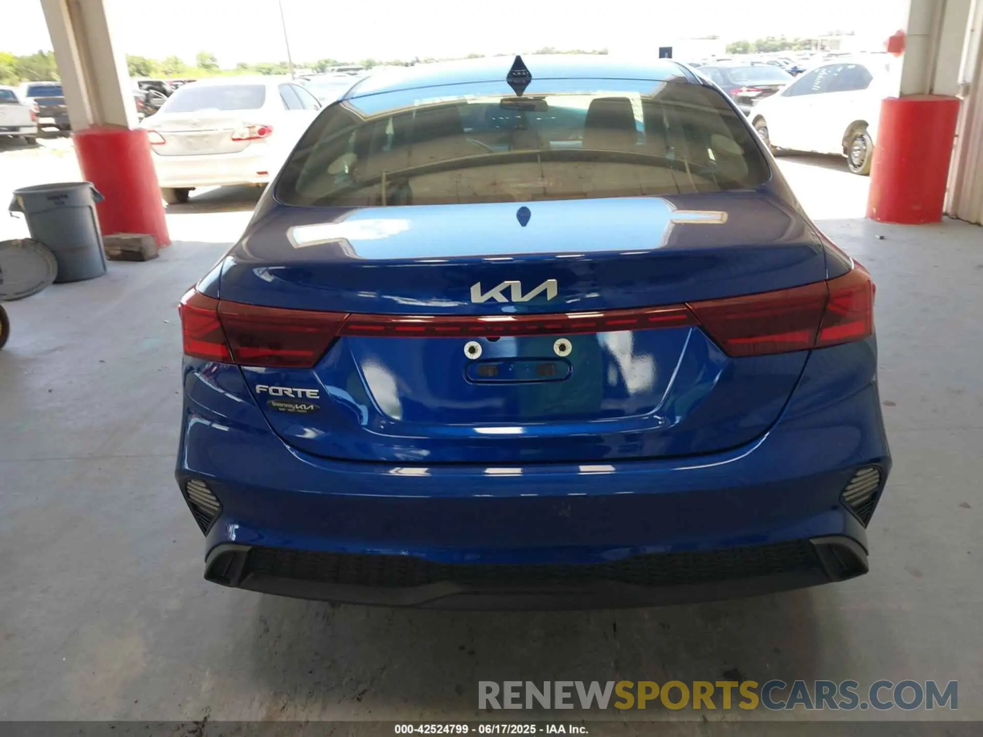 15 Photograph of a damaged car 3KPF24AD9RE706997 KIA FORTE 2024
