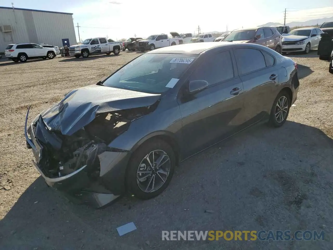 1 Photograph of a damaged car 3KPF24AD9RE731317 KIA FORTE 2024