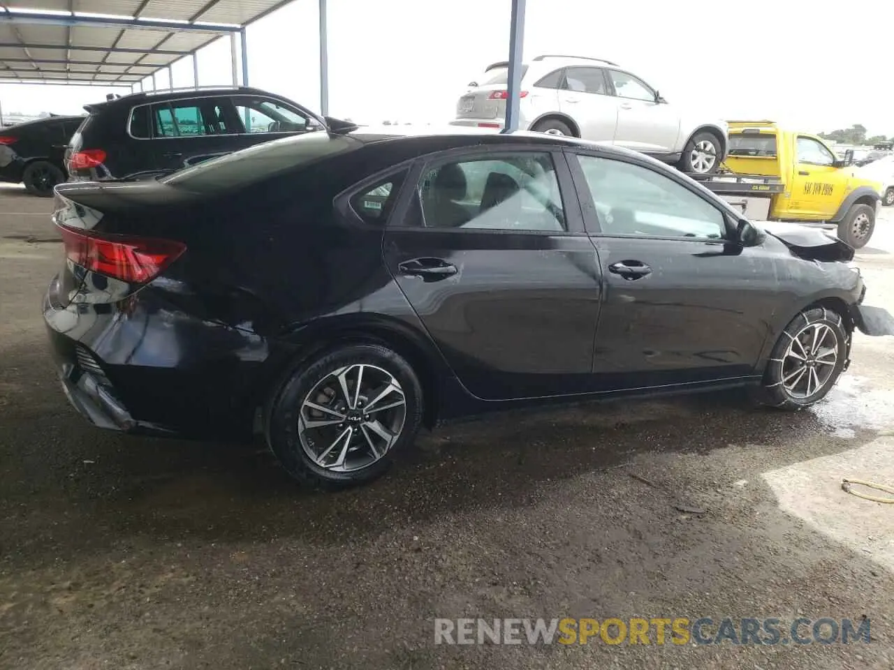 3 Photograph of a damaged car 3KPF24AD9RE790786 KIA FORTE 2024