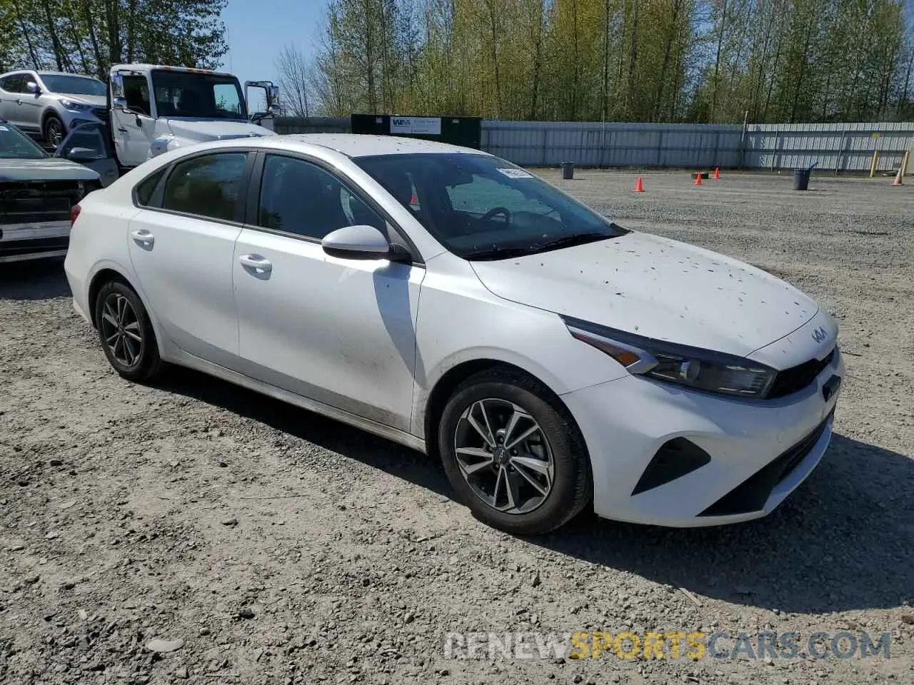 4 Photograph of a damaged car 3KPF24AD9RE791789 KIA FORTE 2024