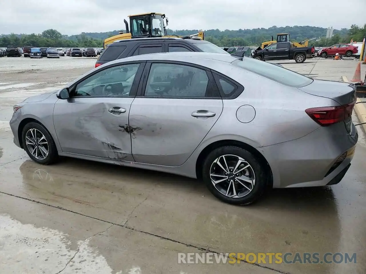 2 Photograph of a damaged car 3KPF24AD9RE792814 KIA FORTE 2024