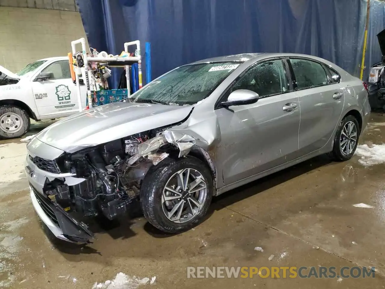 1 Photograph of a damaged car 3KPF24AD9RE794871 KIA FORTE 2024
