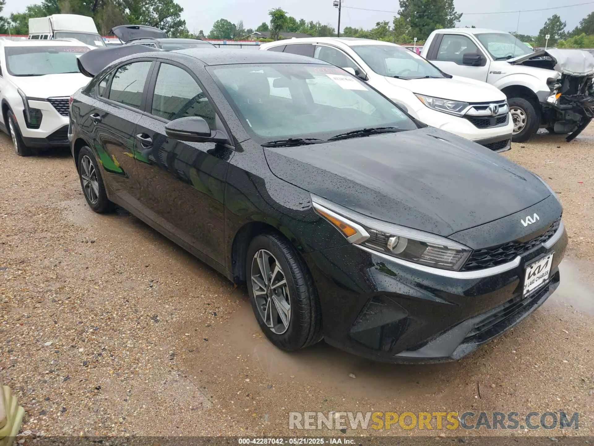 1 Photograph of a damaged car 3KPF24AD9RE795261 KIA FORTE 2024