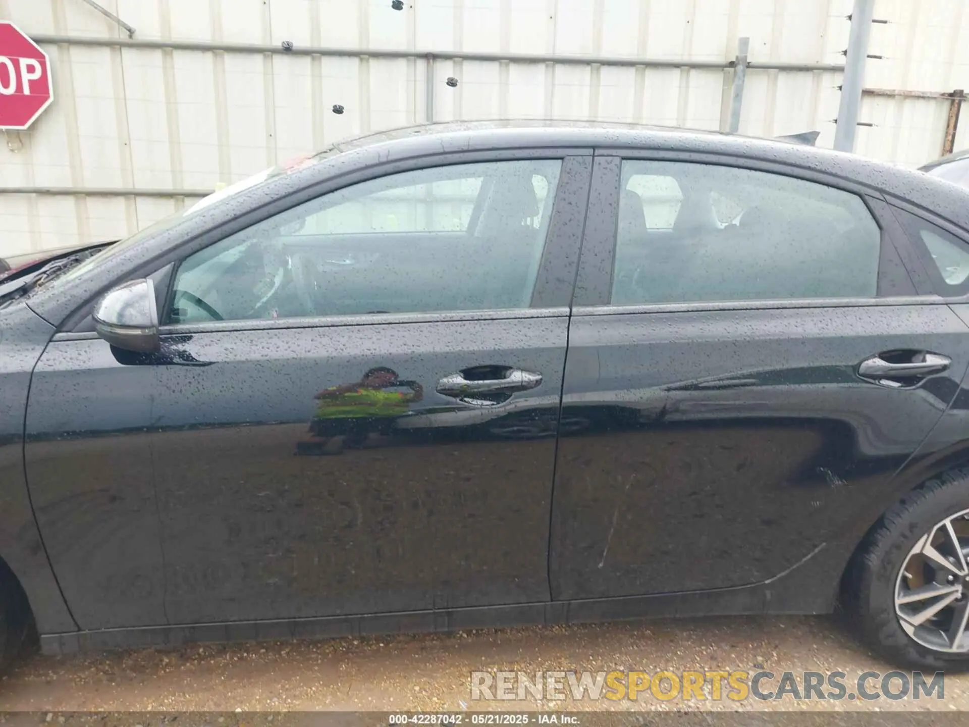 14 Photograph of a damaged car 3KPF24AD9RE795261 KIA FORTE 2024