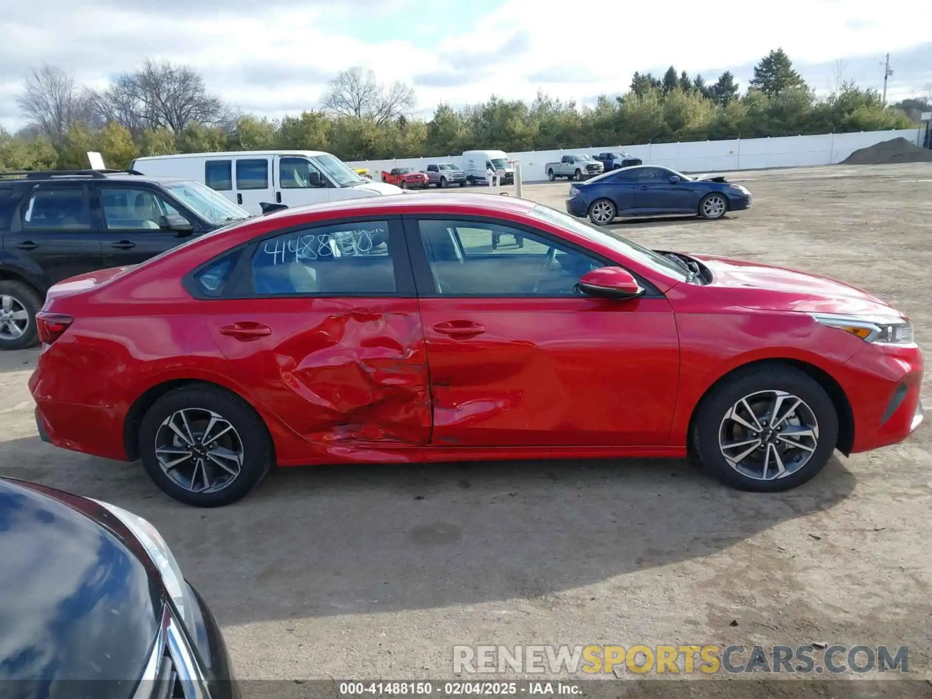 13 Photograph of a damaged car 3KPF24AD9RE803438 KIA FORTE 2024