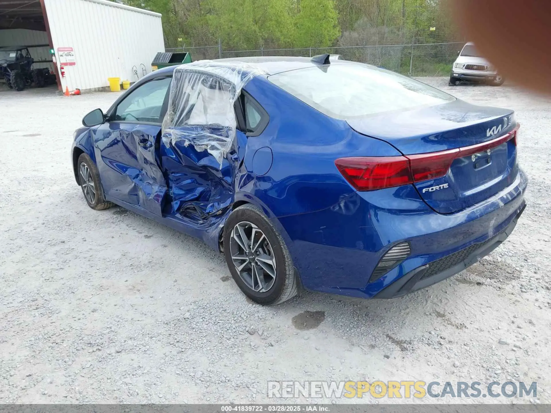 3 Photograph of a damaged car 3KPF24AD9RE807621 KIA FORTE 2024