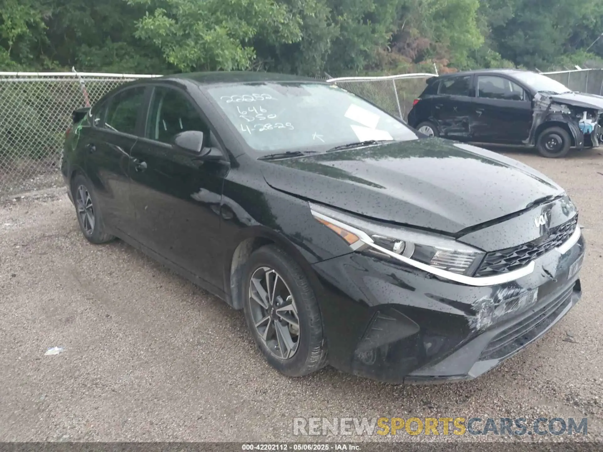1 Photograph of a damaged car 3KPF24AD9RE807702 KIA FORTE 2024