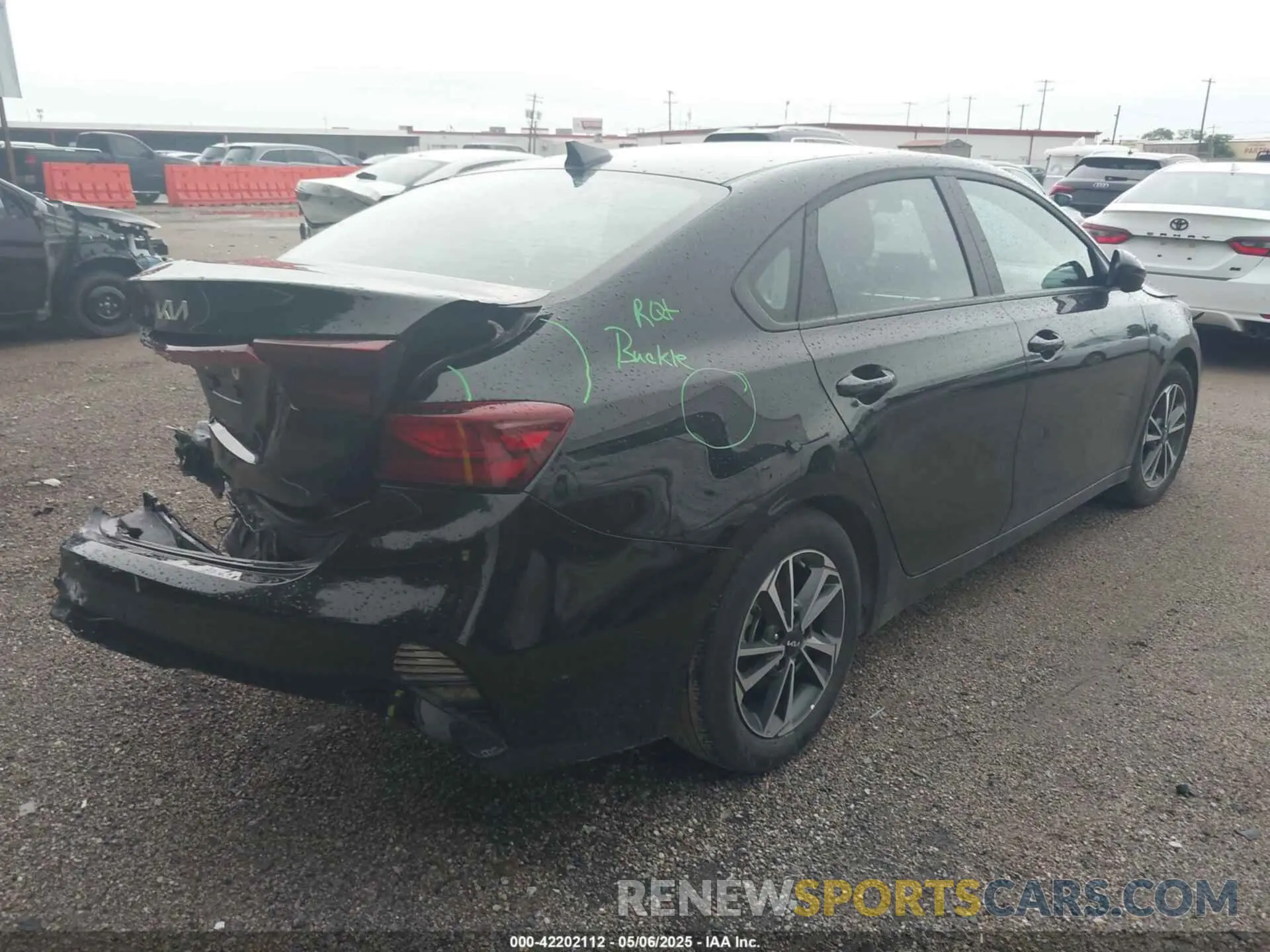4 Photograph of a damaged car 3KPF24AD9RE807702 KIA FORTE 2024