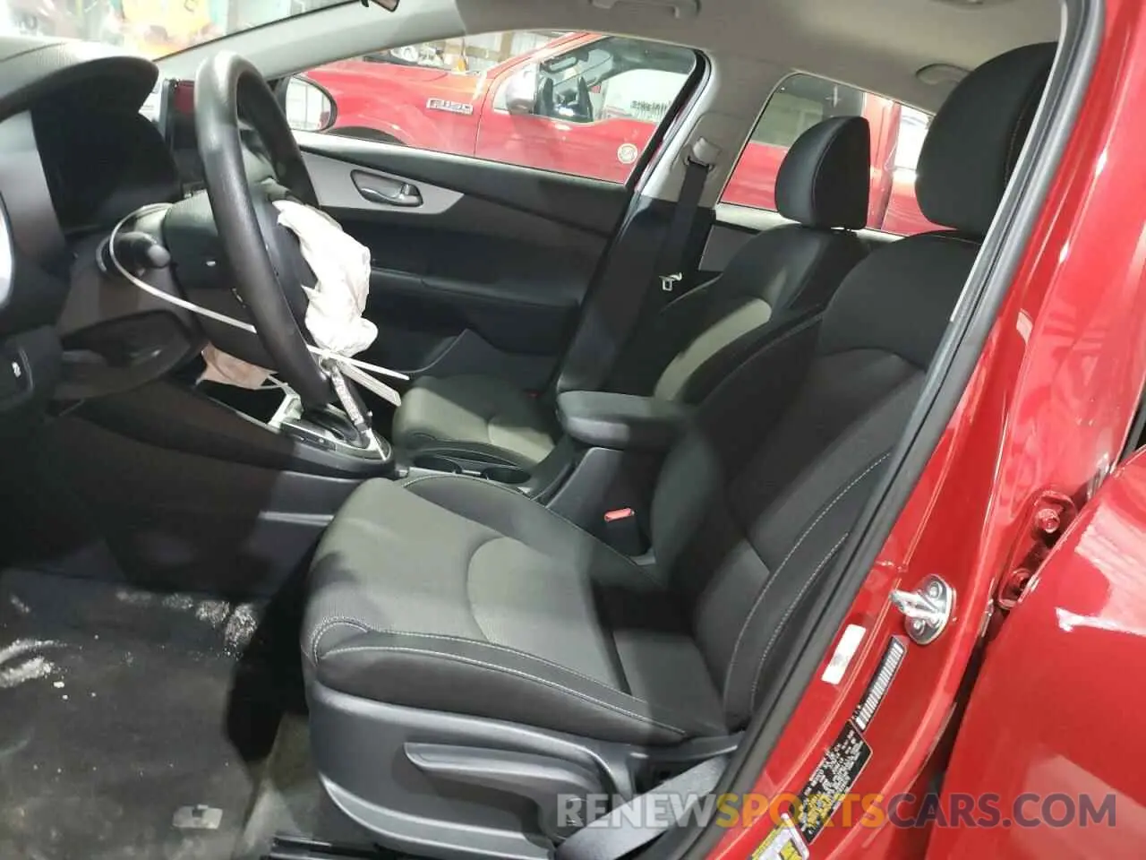 7 Photograph of a damaged car 3KPF24AD9RE816979 KIA FORTE 2024