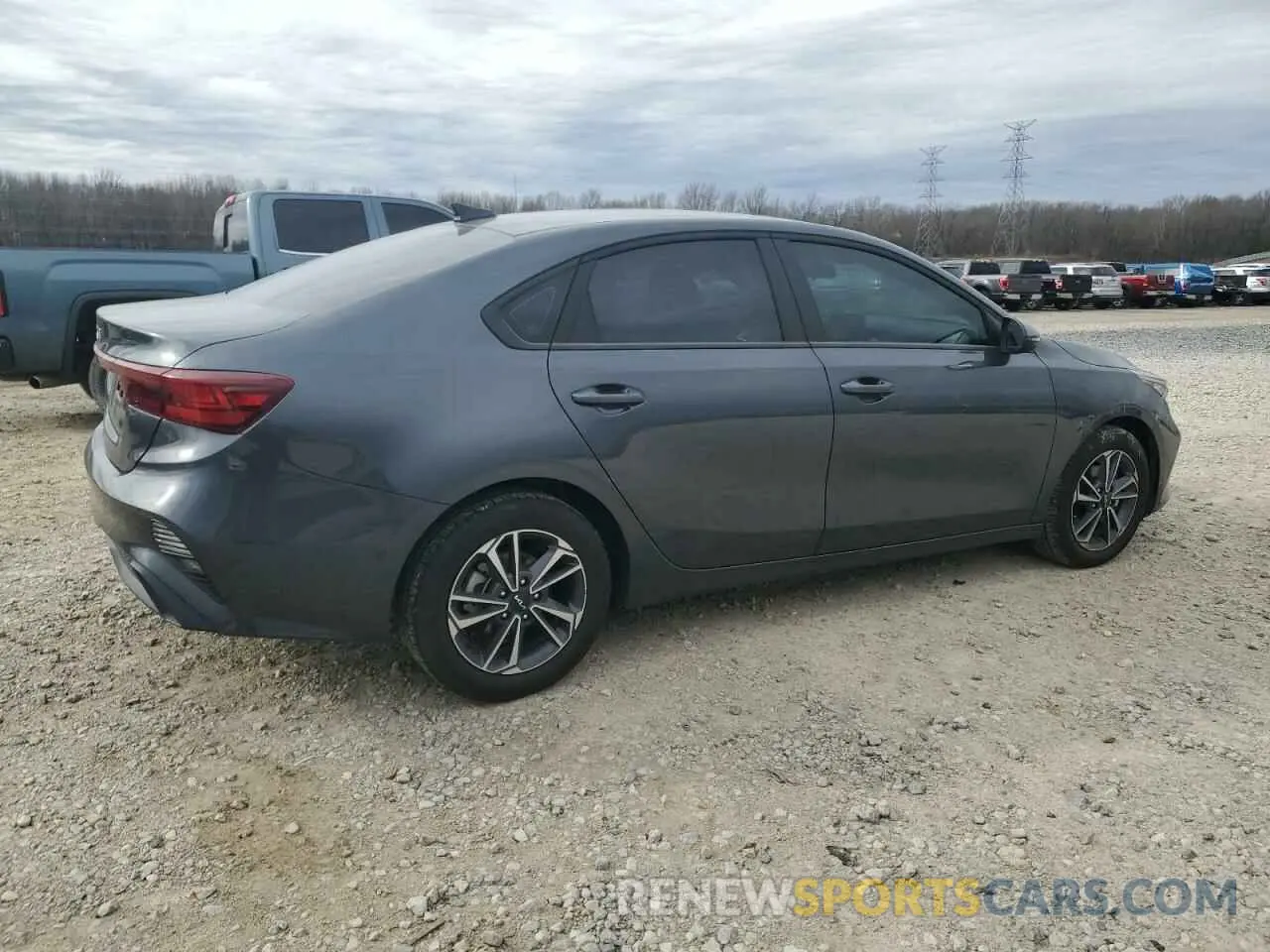 3 Photograph of a damaged car 3KPF24AD9RE817176 KIA FORTE 2024