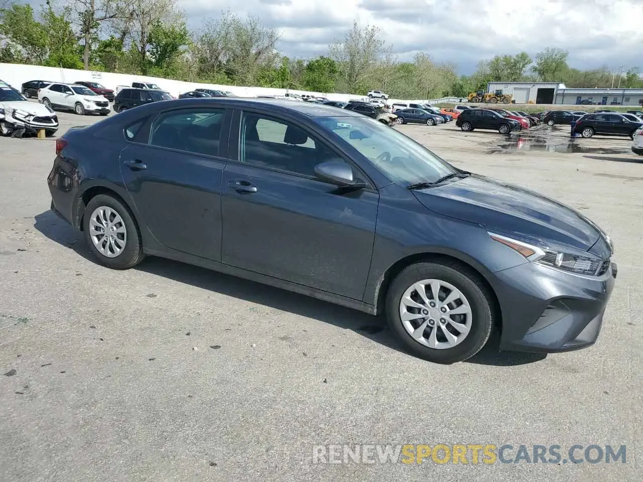 4 Photograph of a damaged car 3KPF24AD9RE821714 KIA FORTE 2024