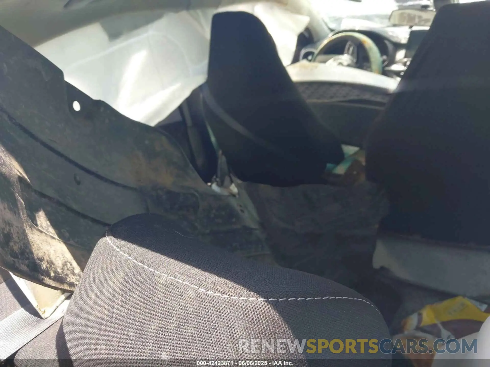 8 Photograph of a damaged car 3KPF24AD9RE837993 KIA FORTE 2024
