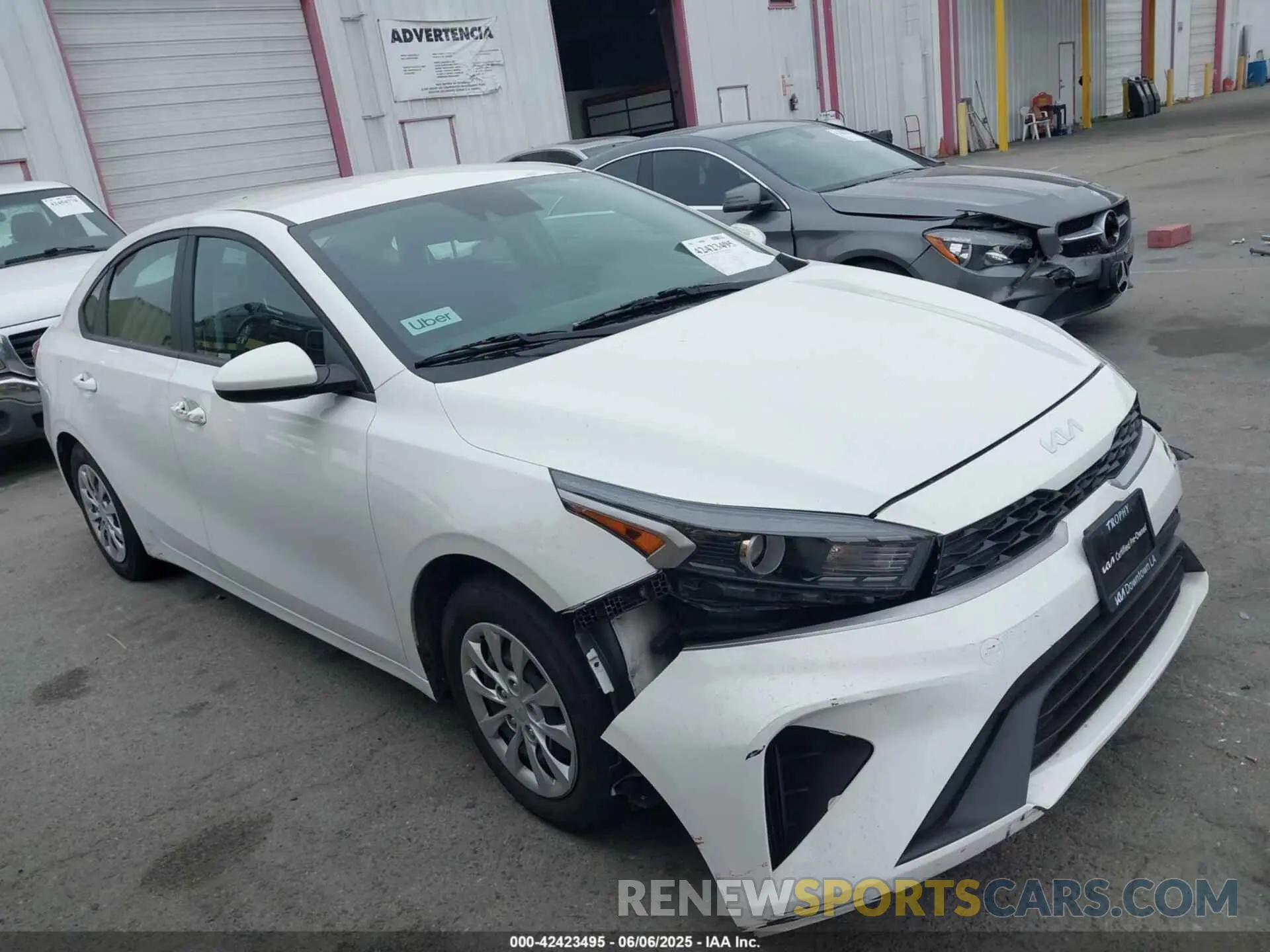 1 Photograph of a damaged car 3KPF24ADXRE690566 KIA FORTE 2024