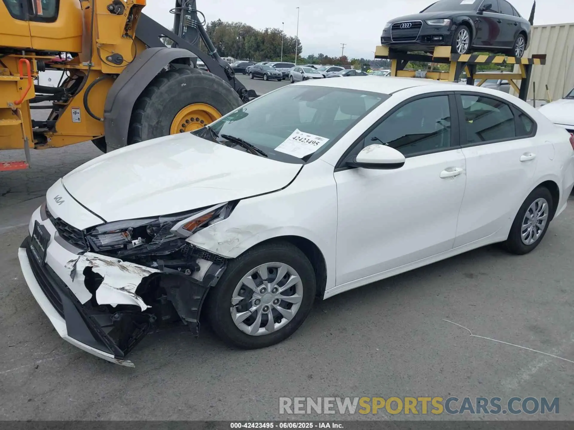 2 Photograph of a damaged car 3KPF24ADXRE690566 KIA FORTE 2024